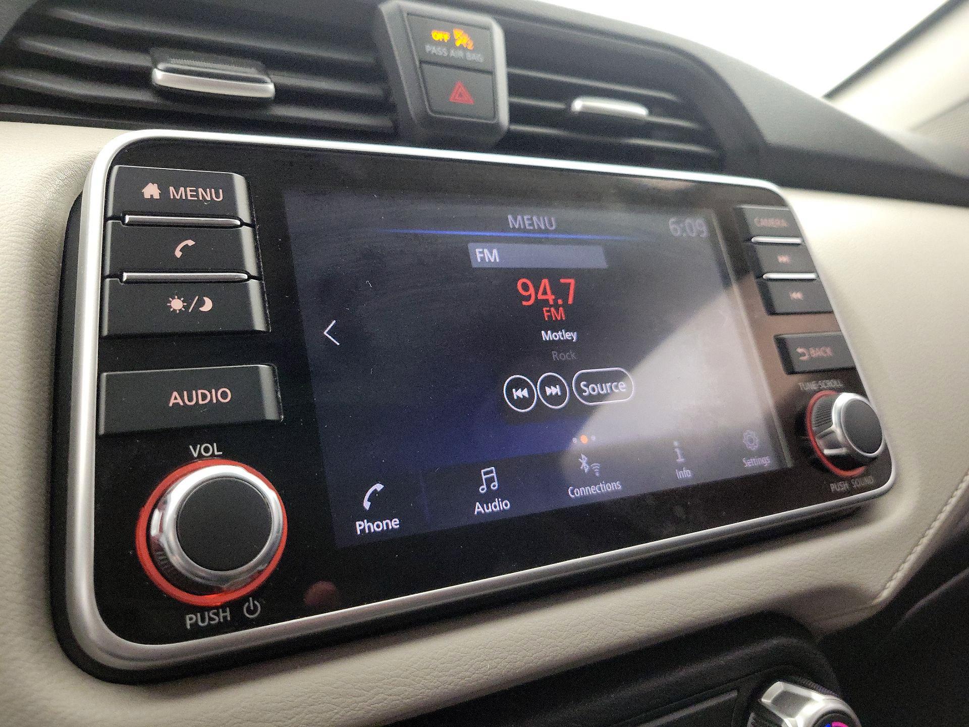 Thumbnail: 2021 Nissan Versa - 15