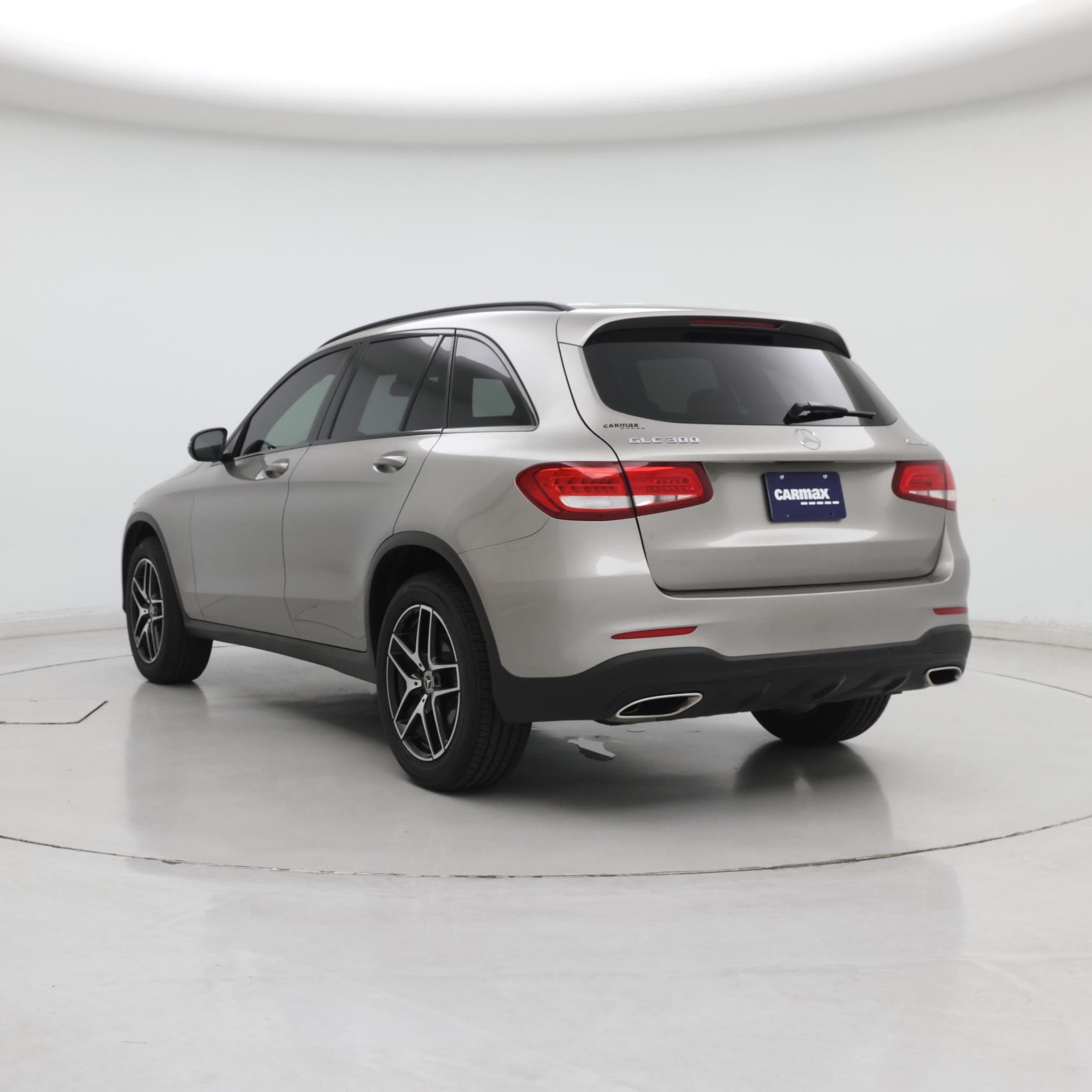 Thumbnail: 2019 Mercedes-Benz GLC - 2