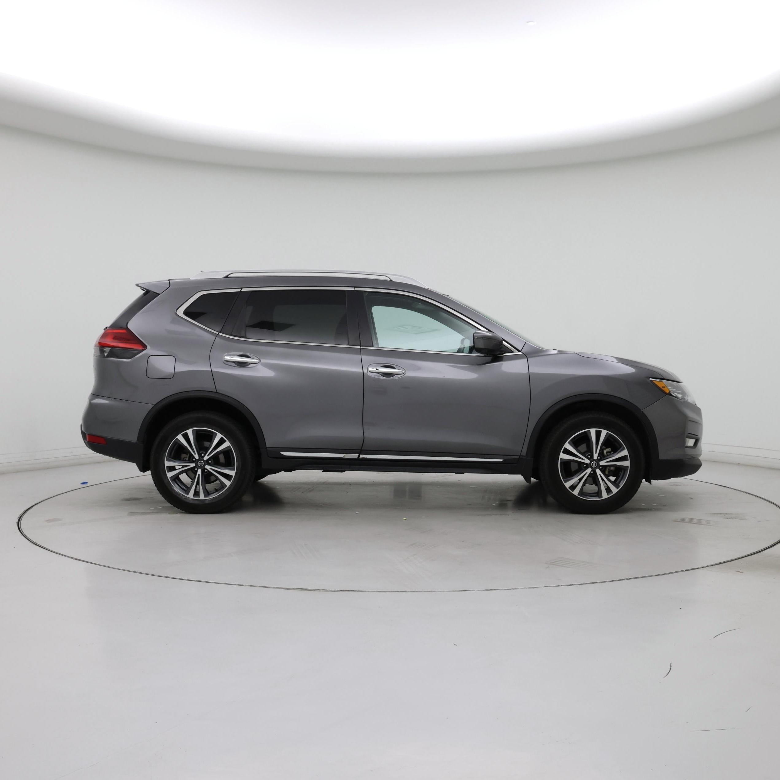 Thumbnail: 2017 Nissan Rogue - 7