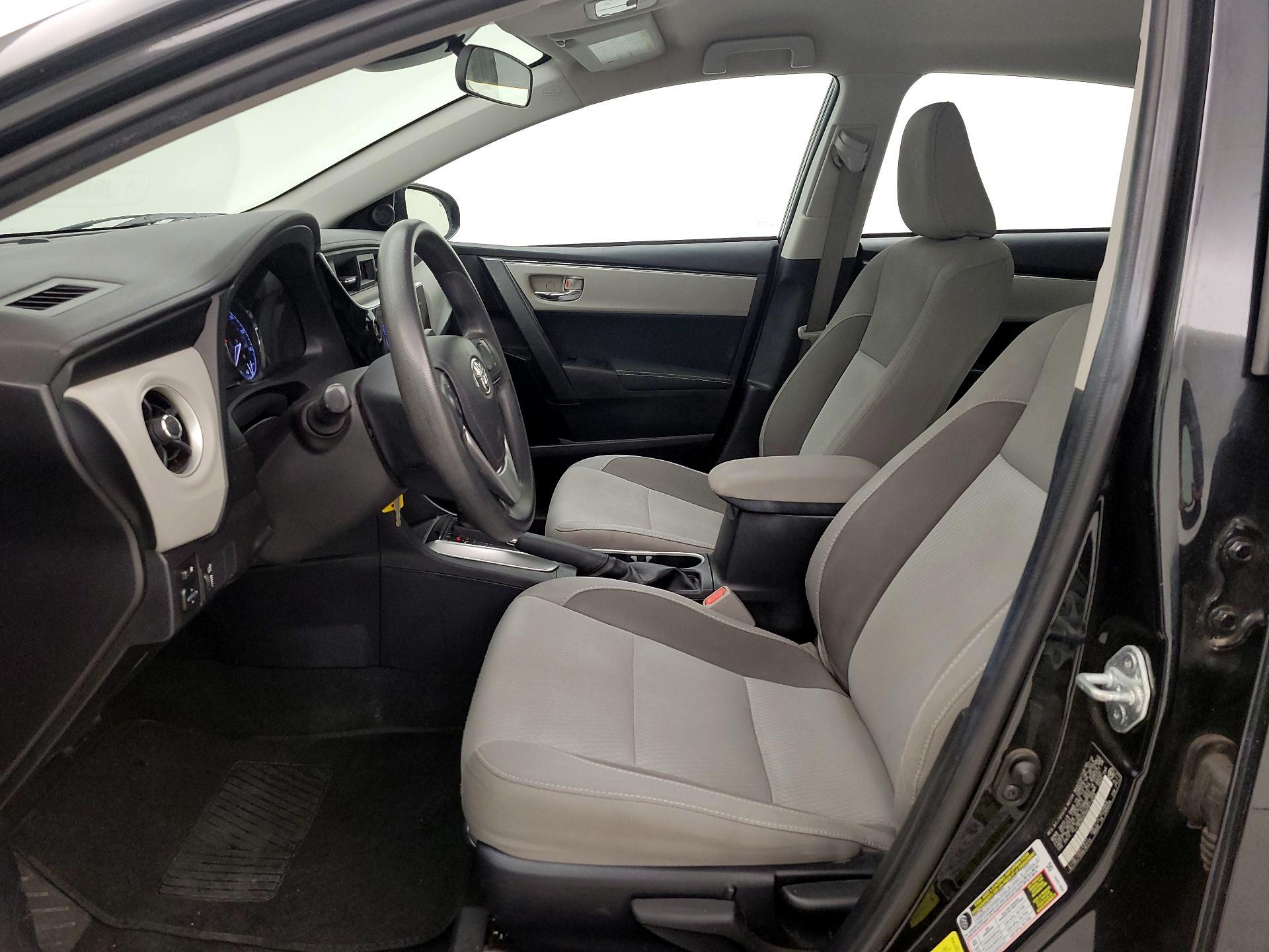 Thumbnail: 2017 Toyota Corolla - 11