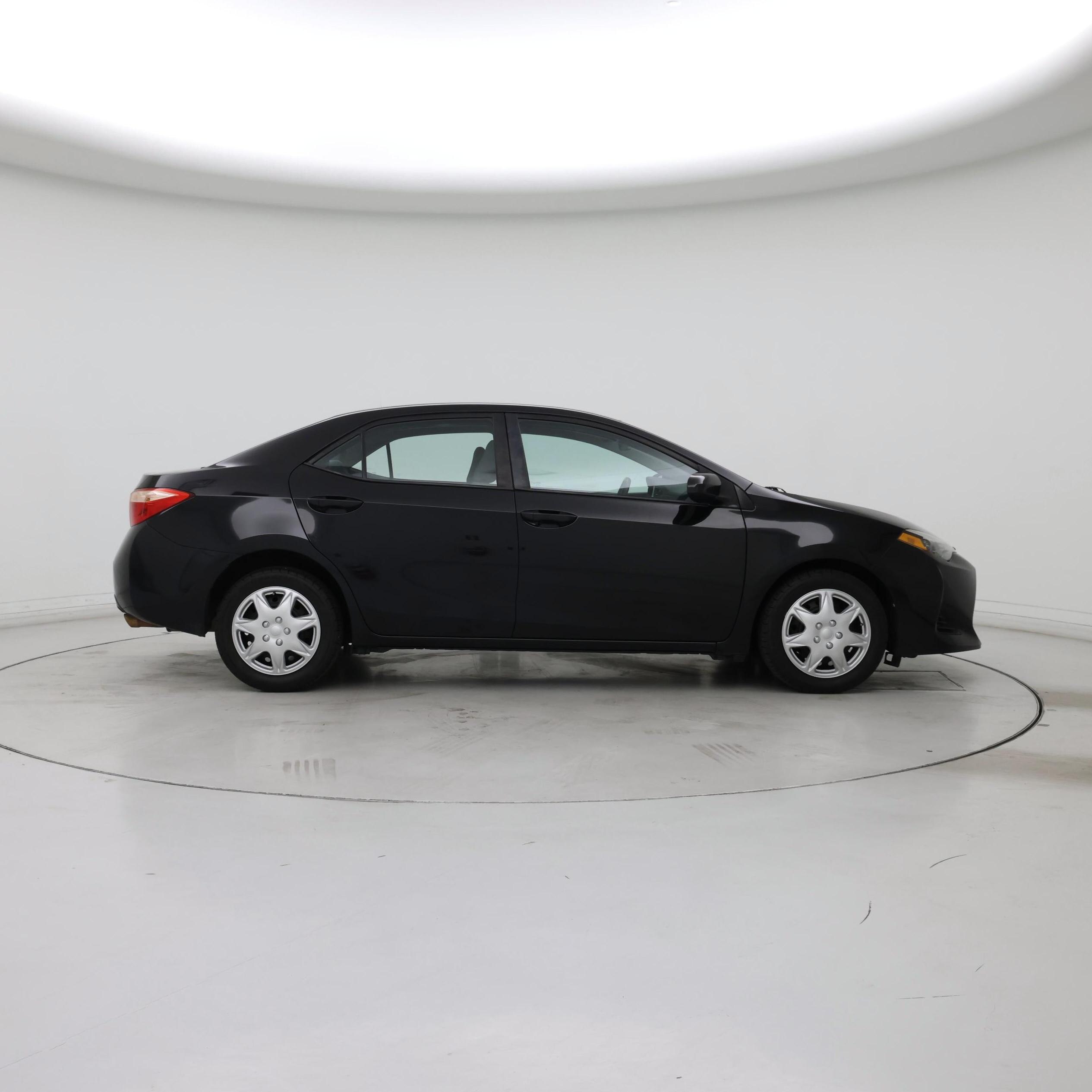 Thumbnail: 2017 Toyota Corolla - 7