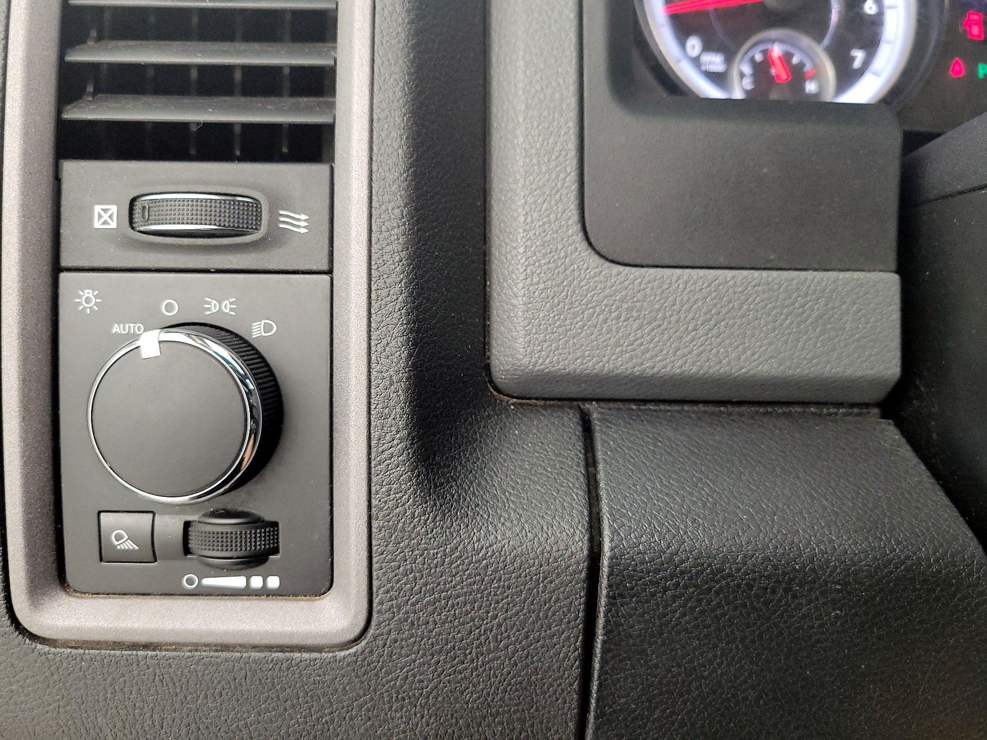 Thumbnail: 2014 RAM 1500 - 13