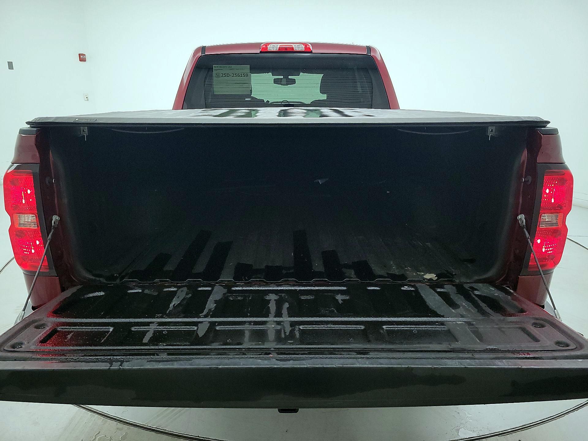 Thumbnail: 2015 Chevrolet Silverado 1500 - 20