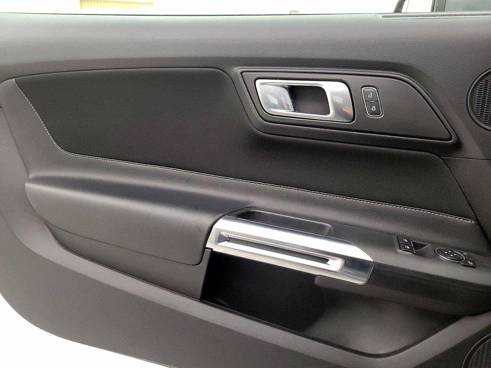 Thumbnail: 2020 Ford Mustang - 12