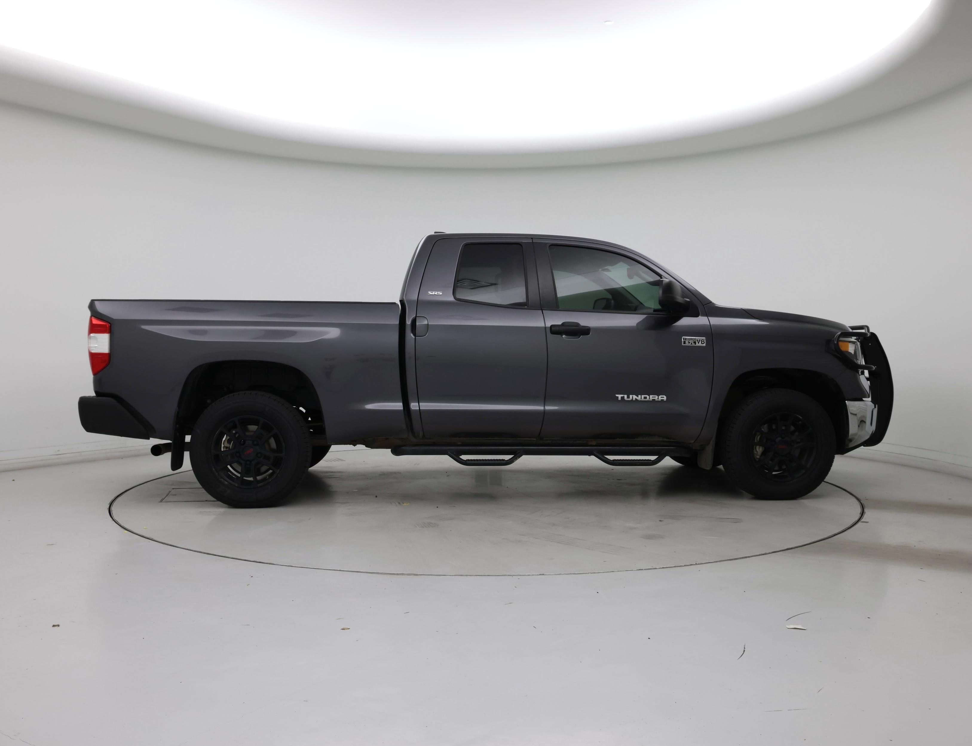 Thumbnail: 2020 Toyota Tundra - 7