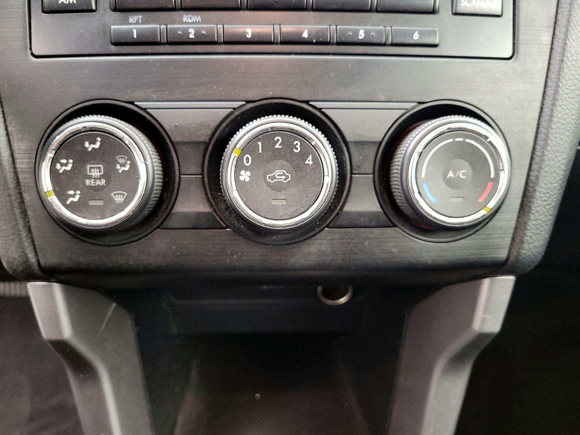 Thumbnail: 2015 Subaru Forester - 16