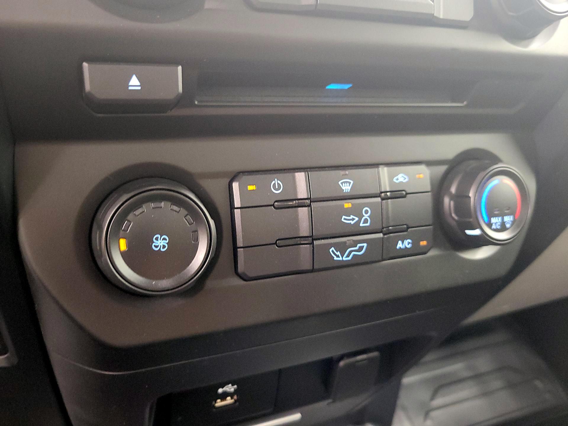 Thumbnail: 2016 Ford F-150 - 15