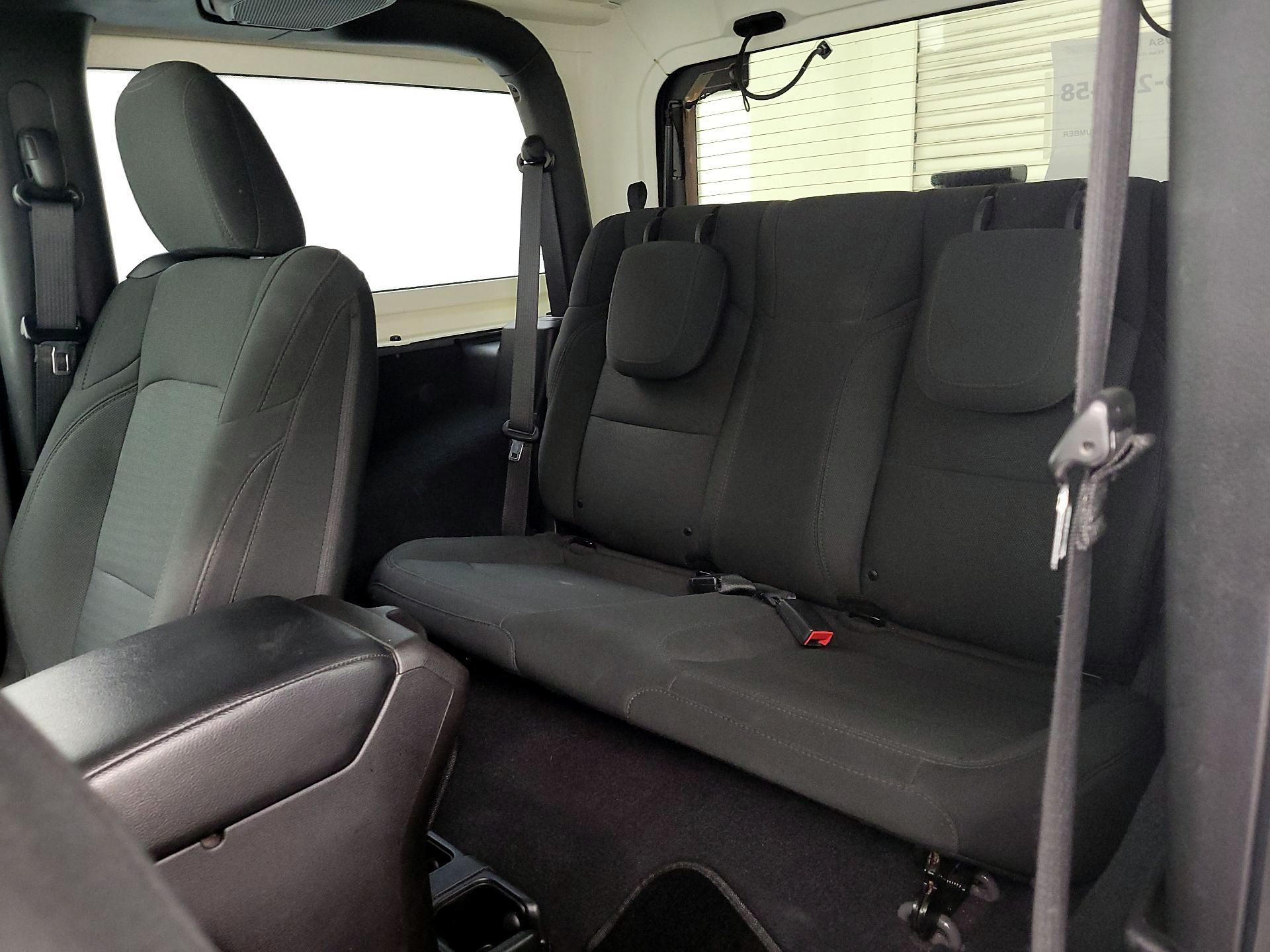 Thumbnail: 2020 Jeep Wrangler - 19