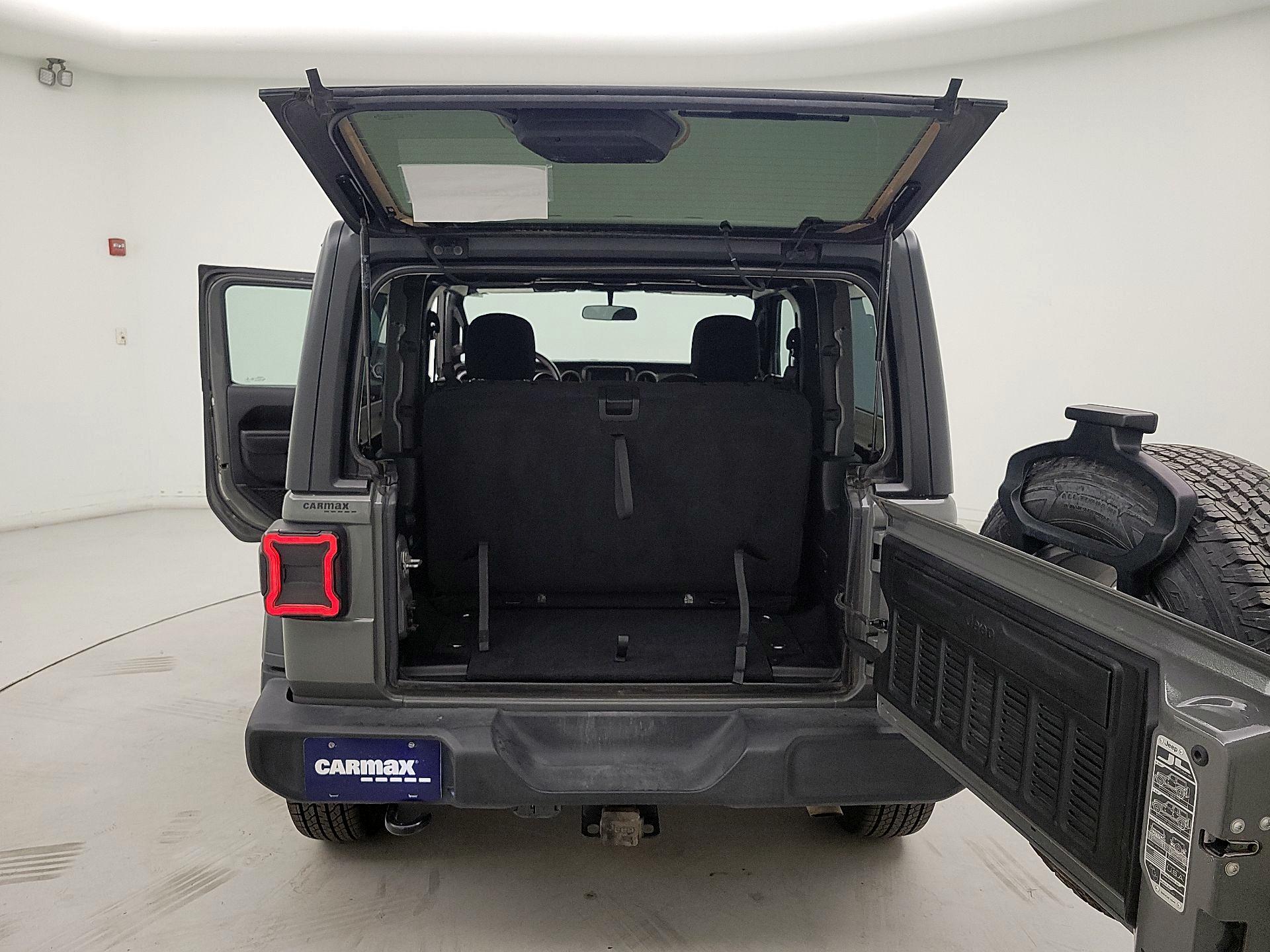 Thumbnail: 2020 Jeep Wrangler - 20
