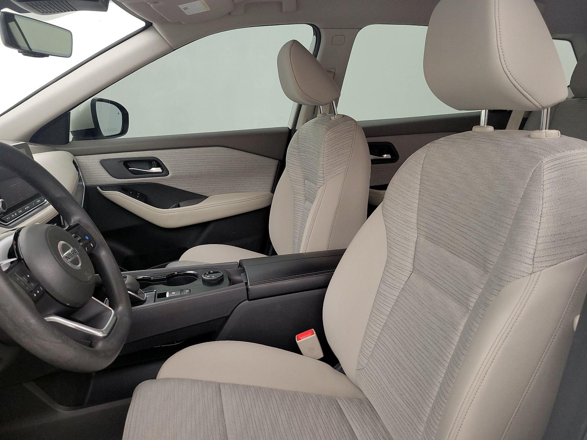 Thumbnail: 2021 Nissan Rogue - 11