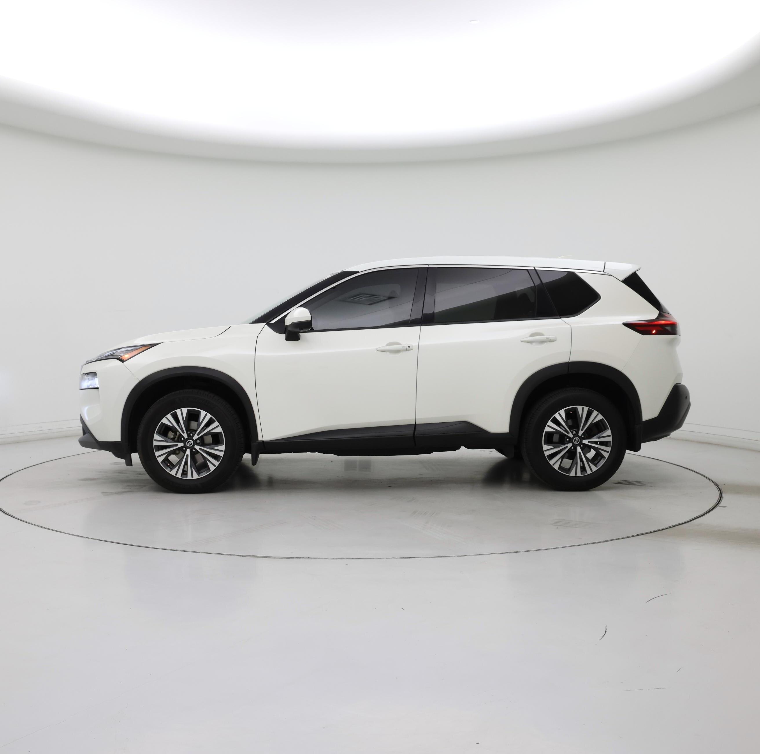 Thumbnail: 2021 Nissan Rogue - 3