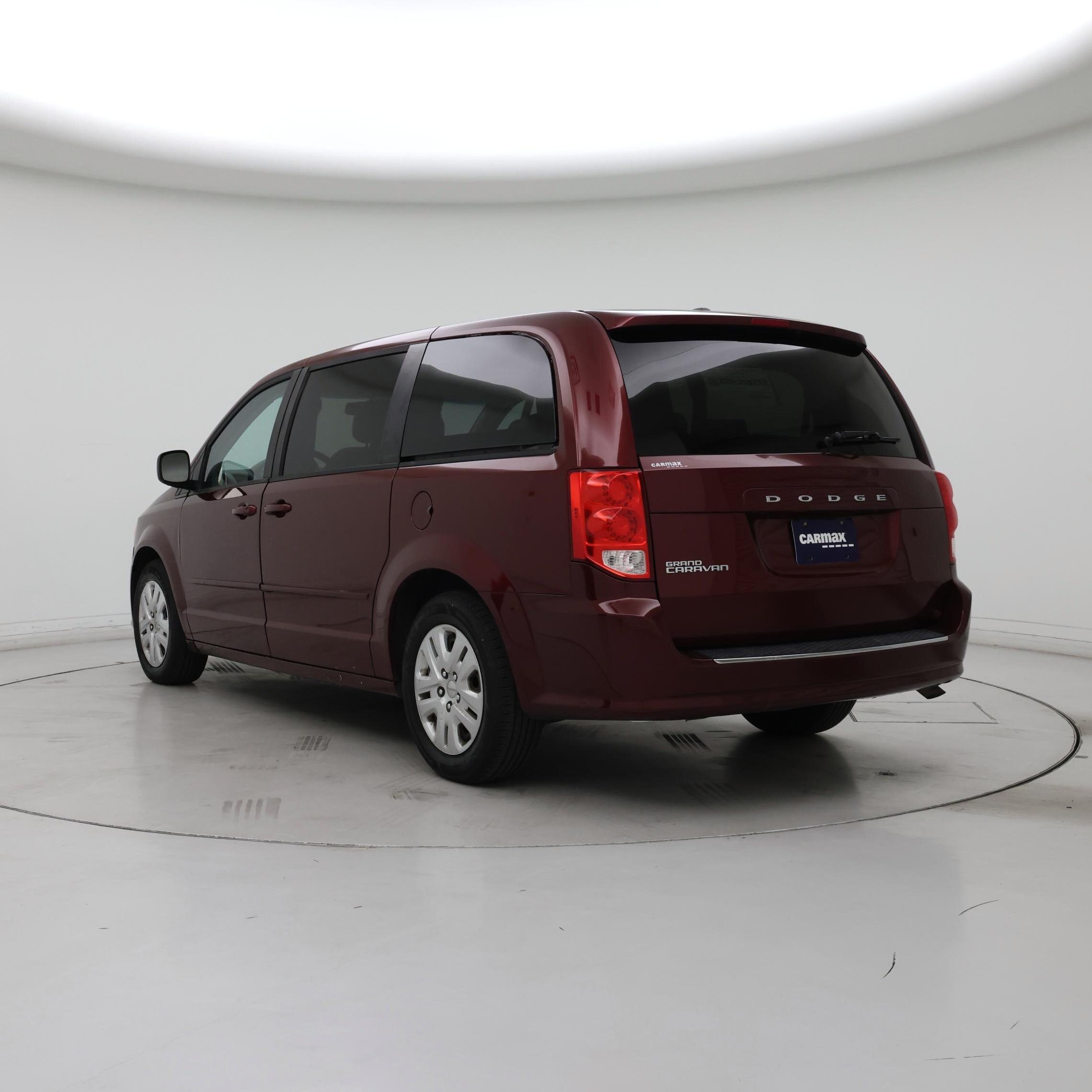 Thumbnail: 2016 Dodge Grand Caravan - 2