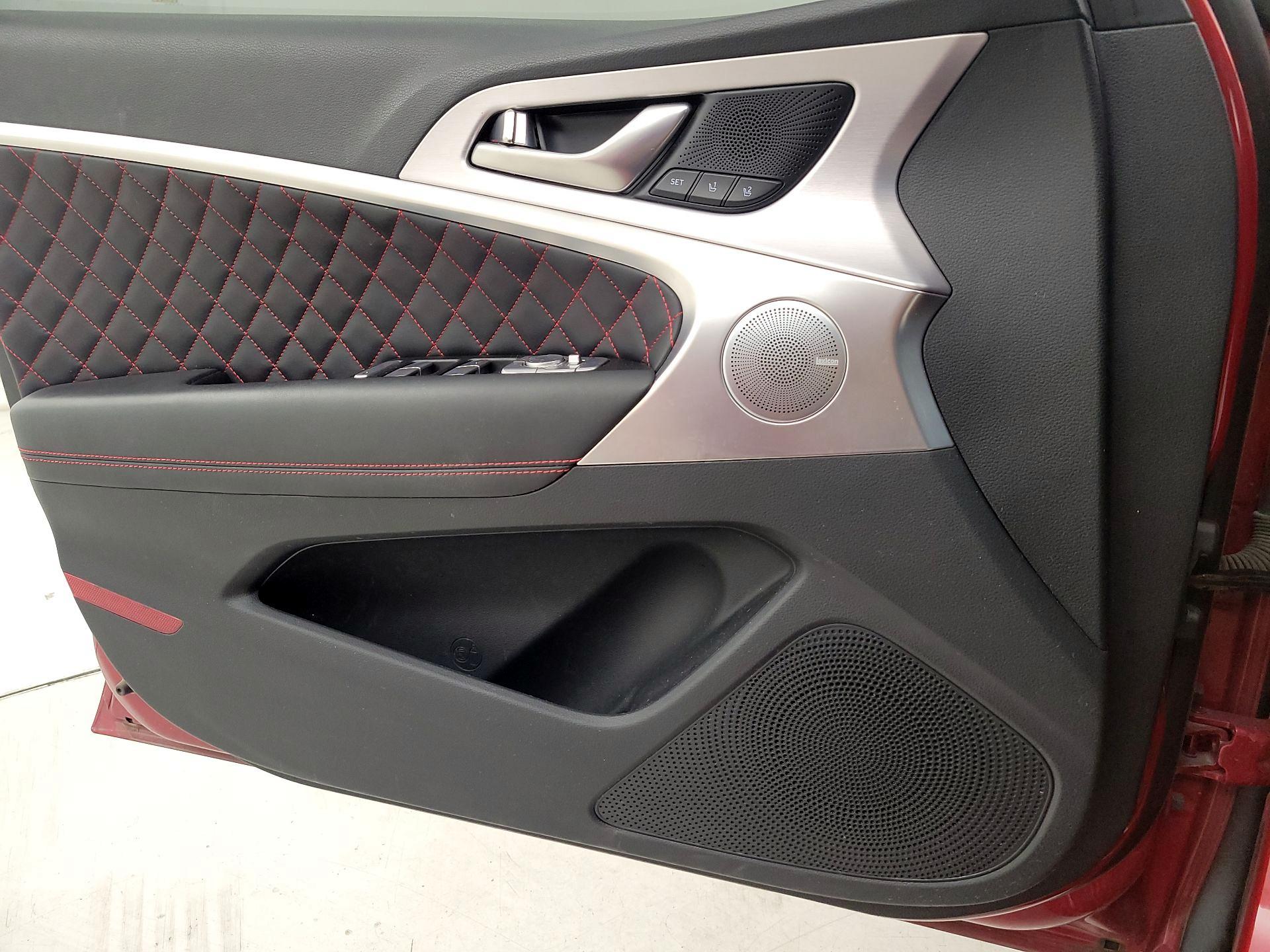 Thumbnail: 2019 Genesis G70 - 12