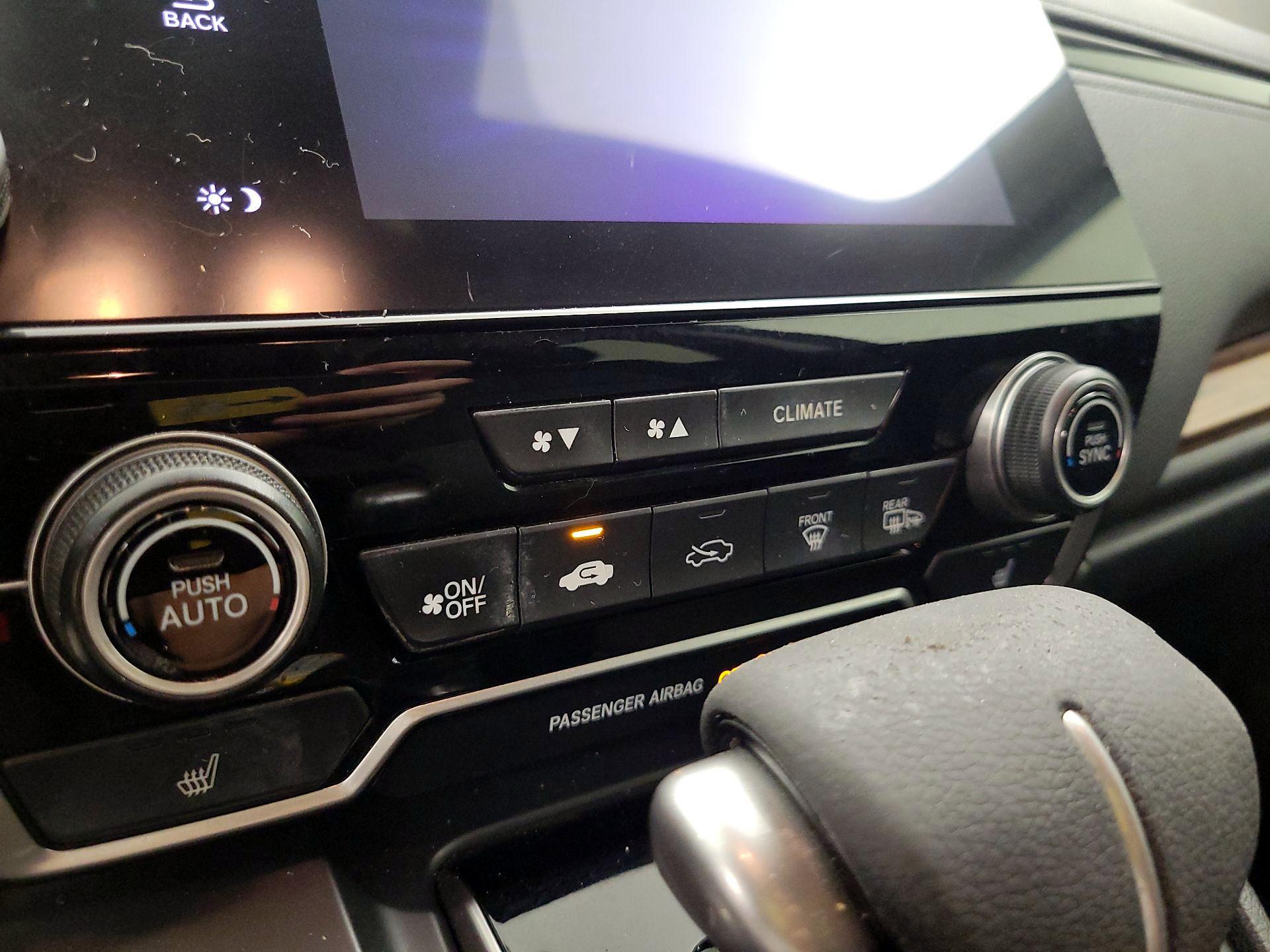 Thumbnail: 2017 Honda CR-V - 16