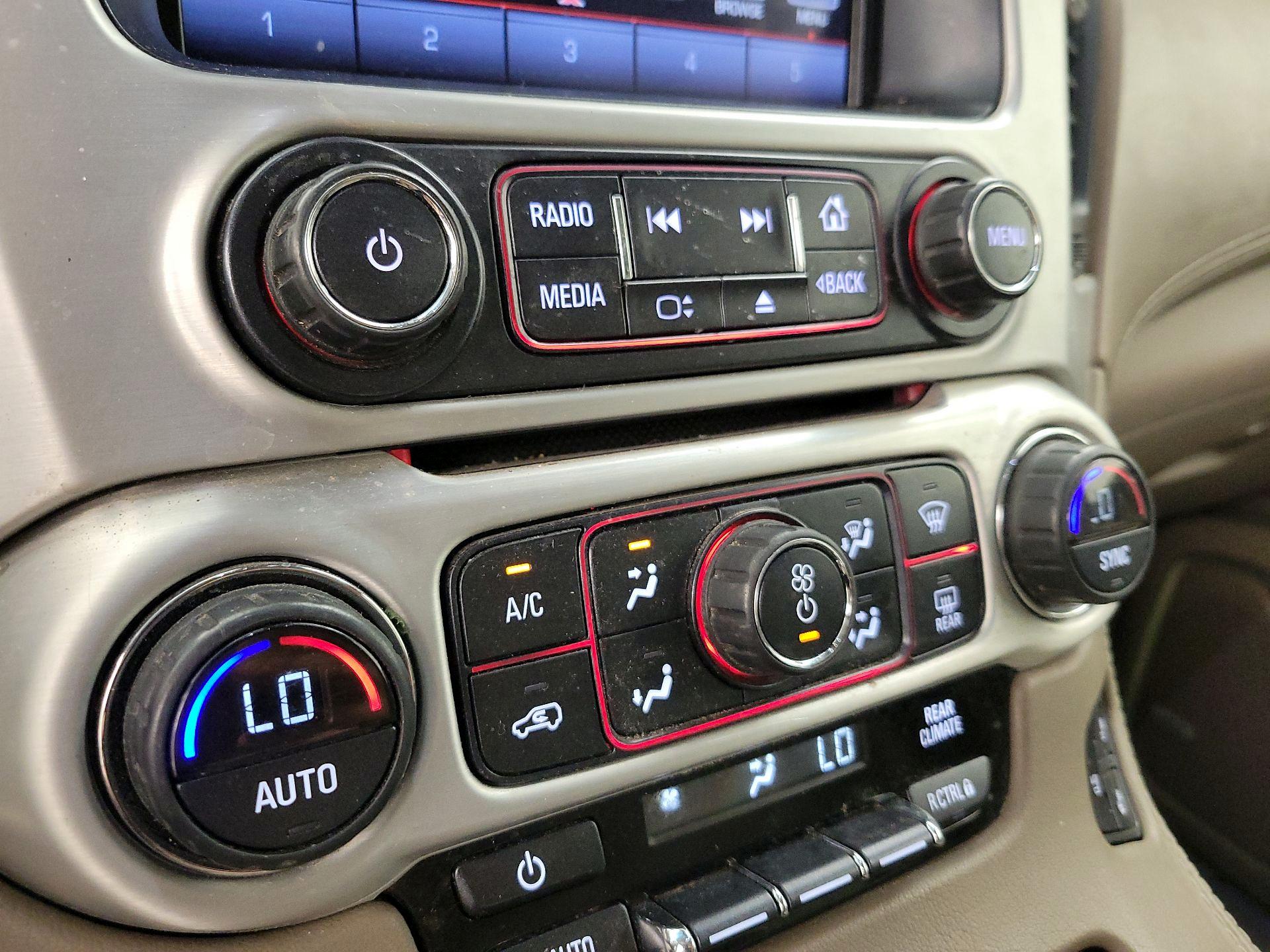 Thumbnail: 2016 GMC Yukon XL - 16