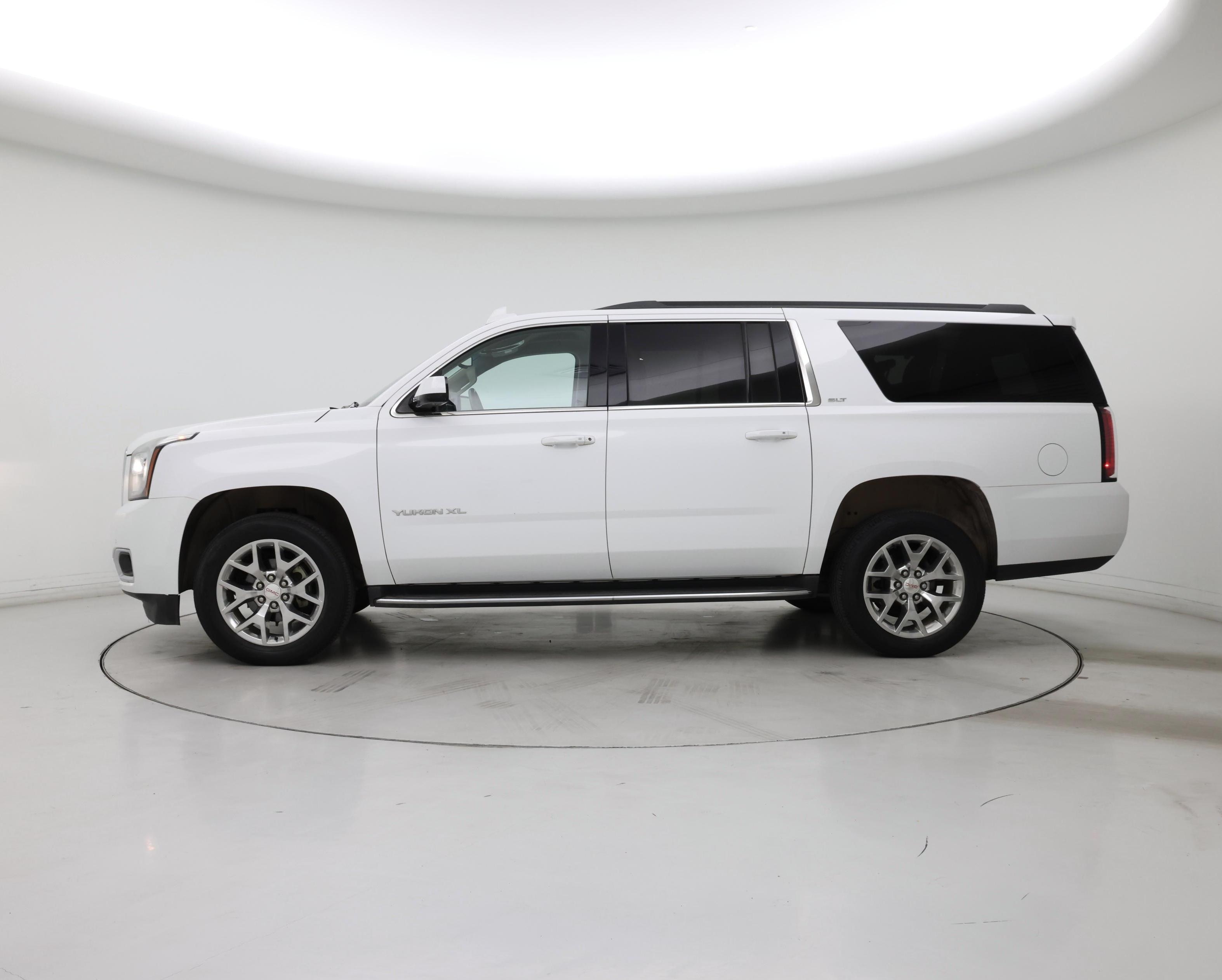 Thumbnail: 2016 GMC Yukon XL - 3