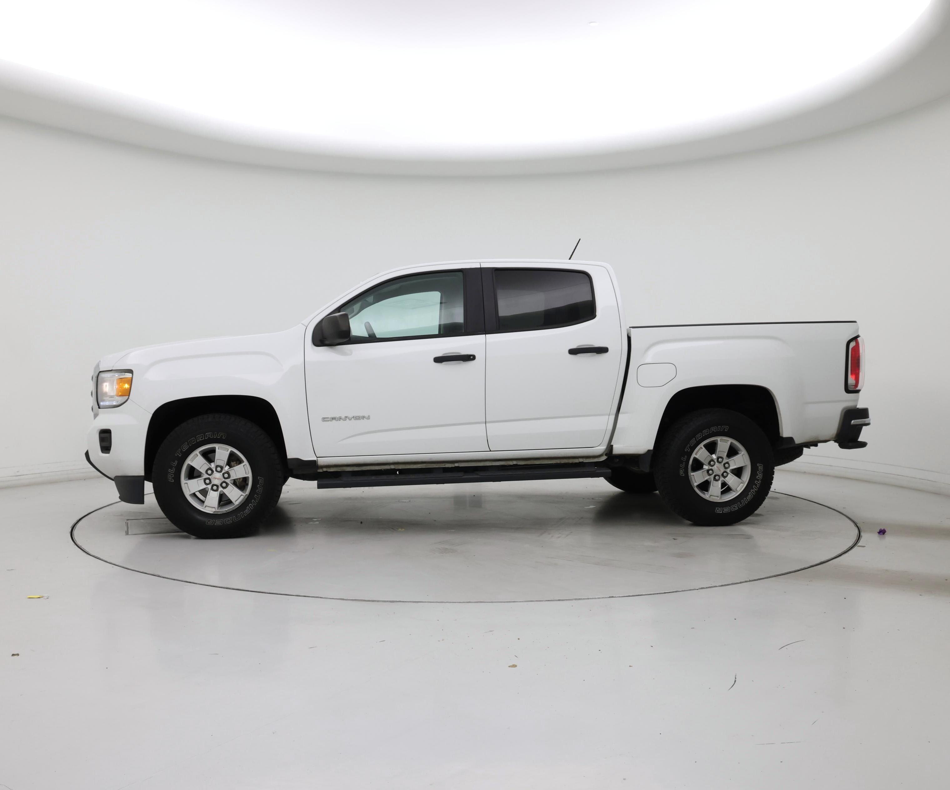 Thumbnail: 2019 GMC Canyon - 3