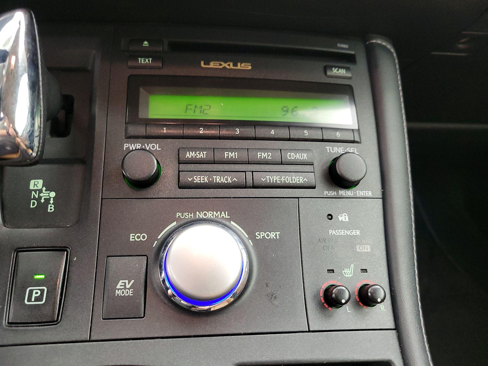 Thumbnail: 2013 Lexus CT - 15