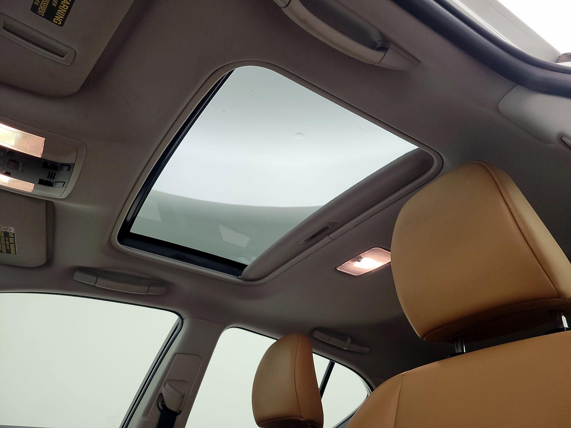 Thumbnail: 2013 Lexus CT - 19