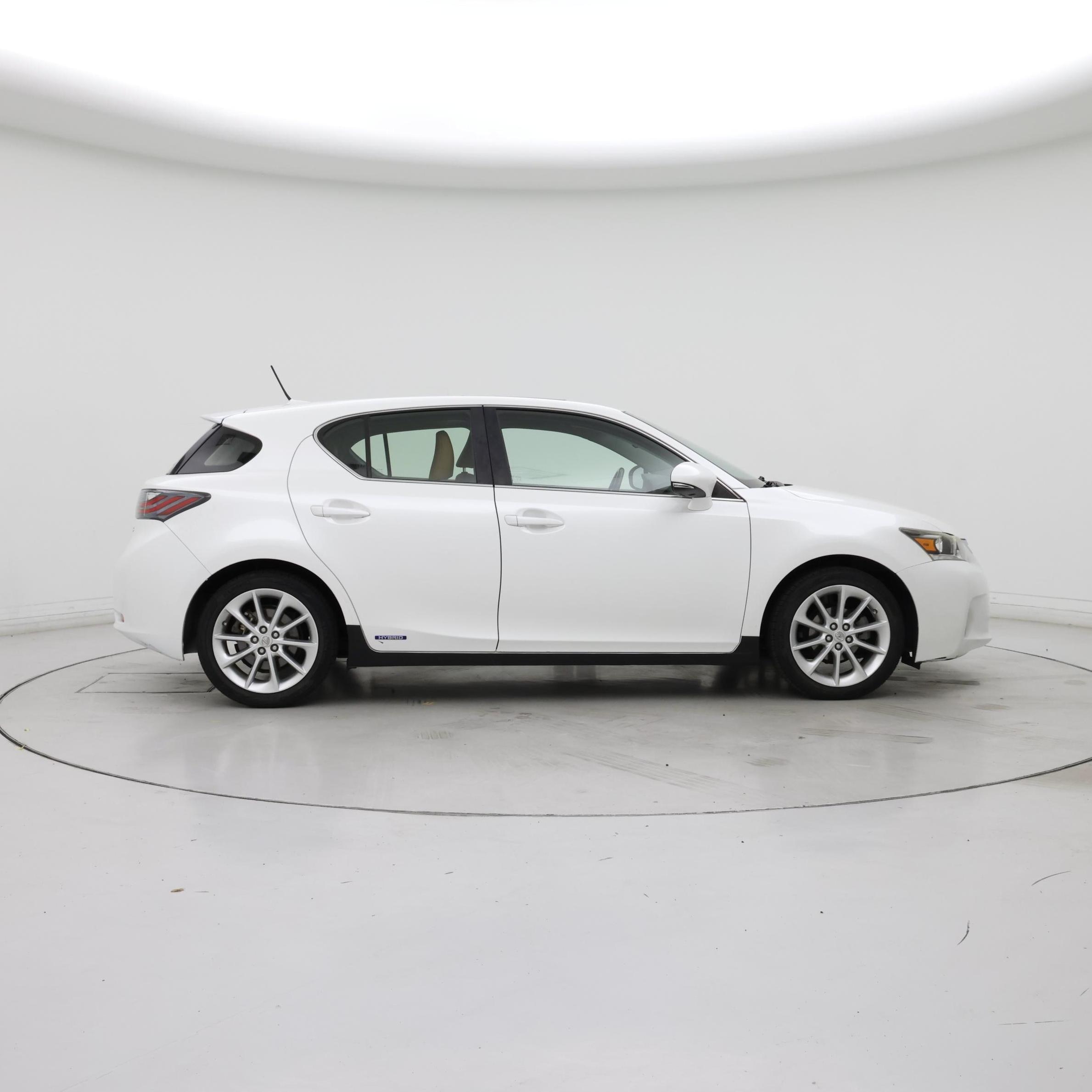 Thumbnail: 2013 Lexus CT - 7