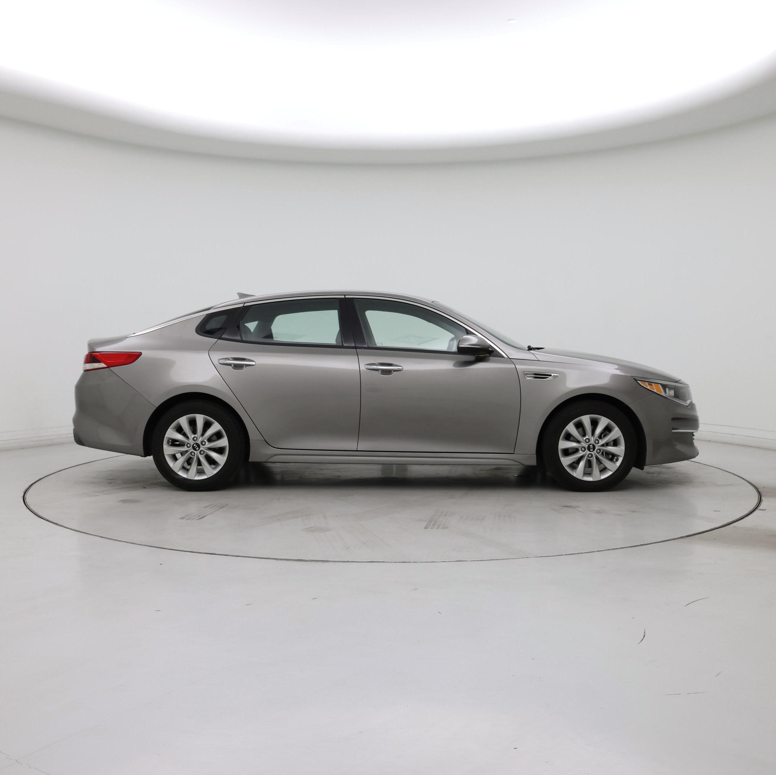 Thumbnail: 2018 Kia Optima - 7