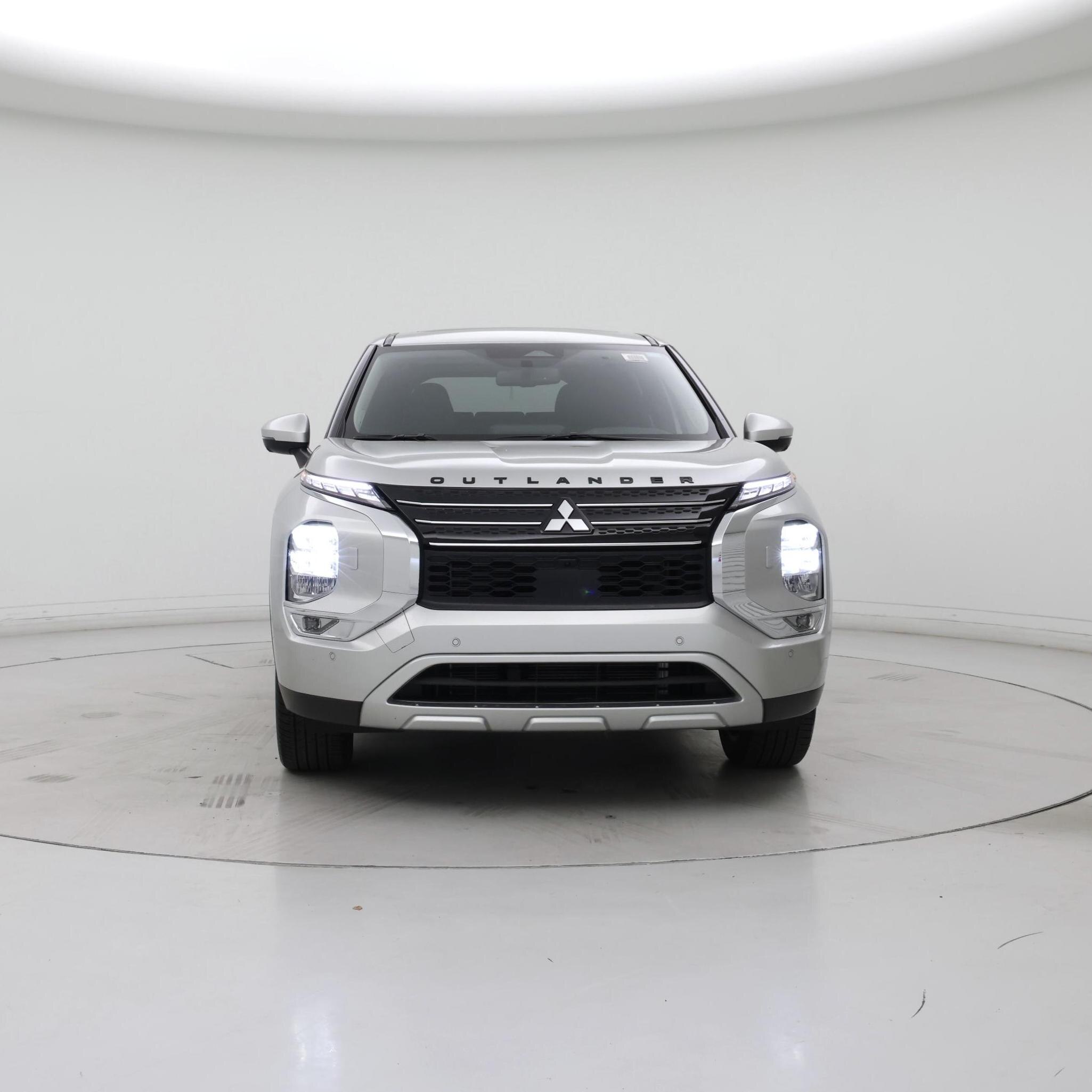 Thumbnail: 2023 Mitsubishi Outlander - 5