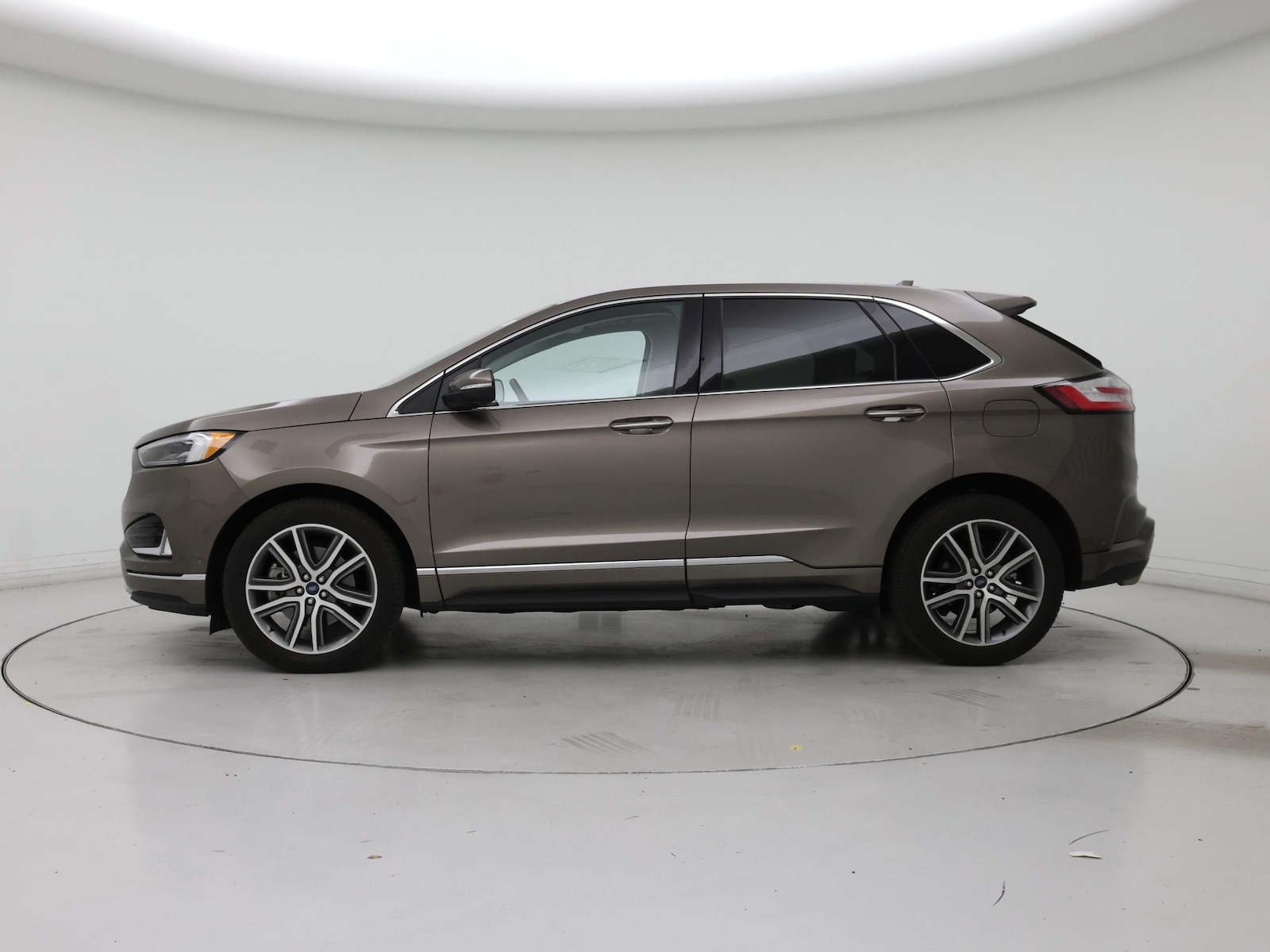 Image of 2019 Ford Edge Titanium