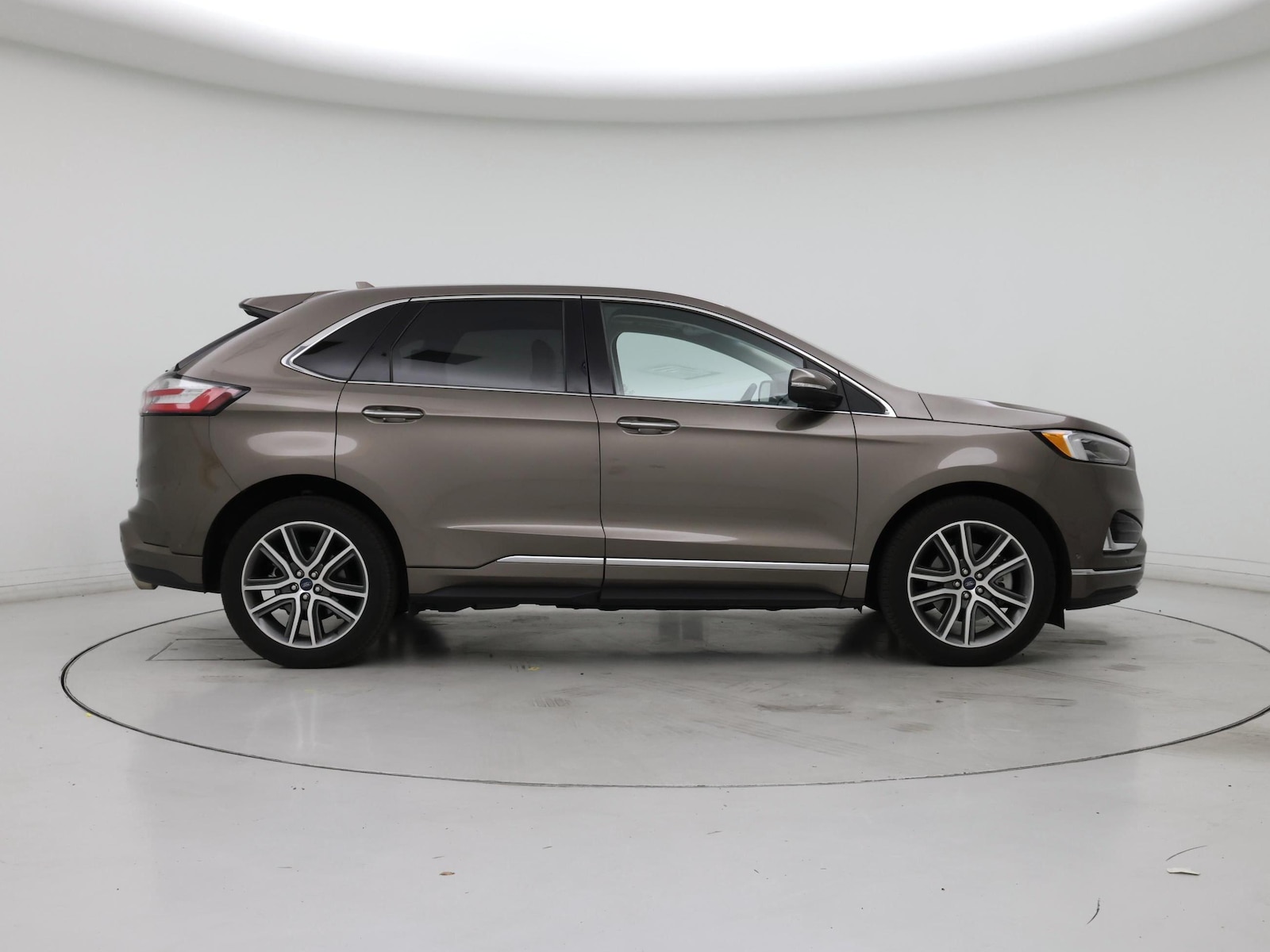 Image of 2019 Ford Edge Titanium