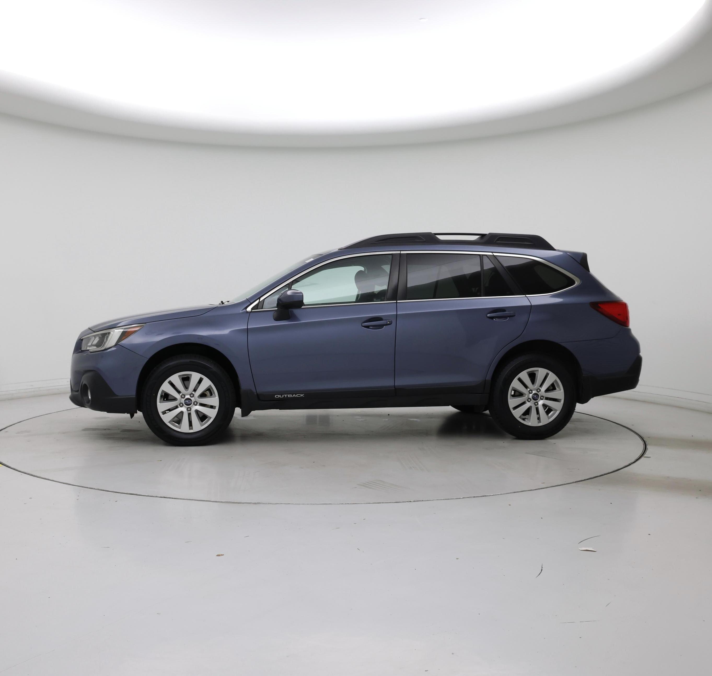 Thumbnail: 2018 Subaru Outback - 3