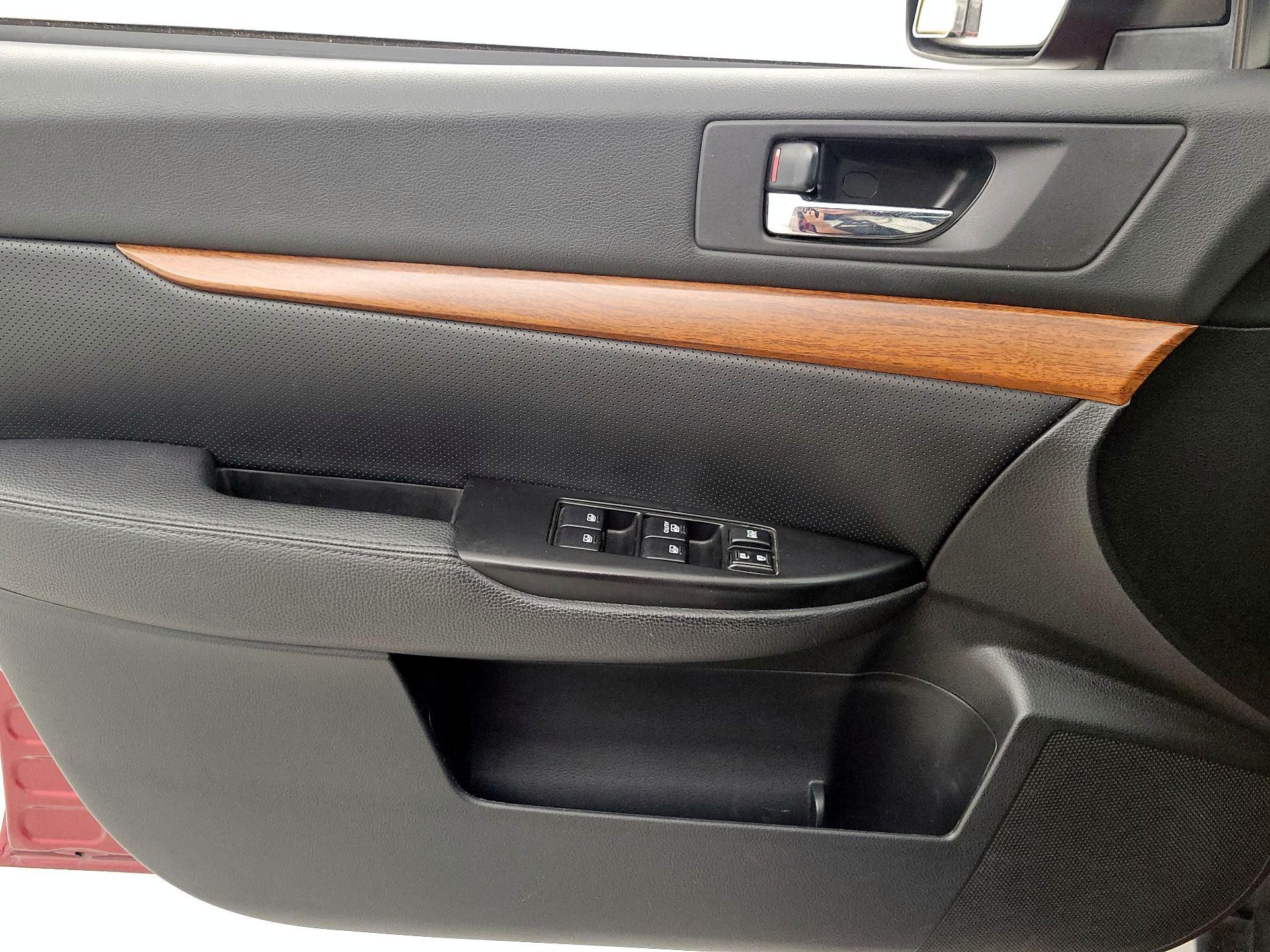 Thumbnail: 2014 Subaru Outback - 12