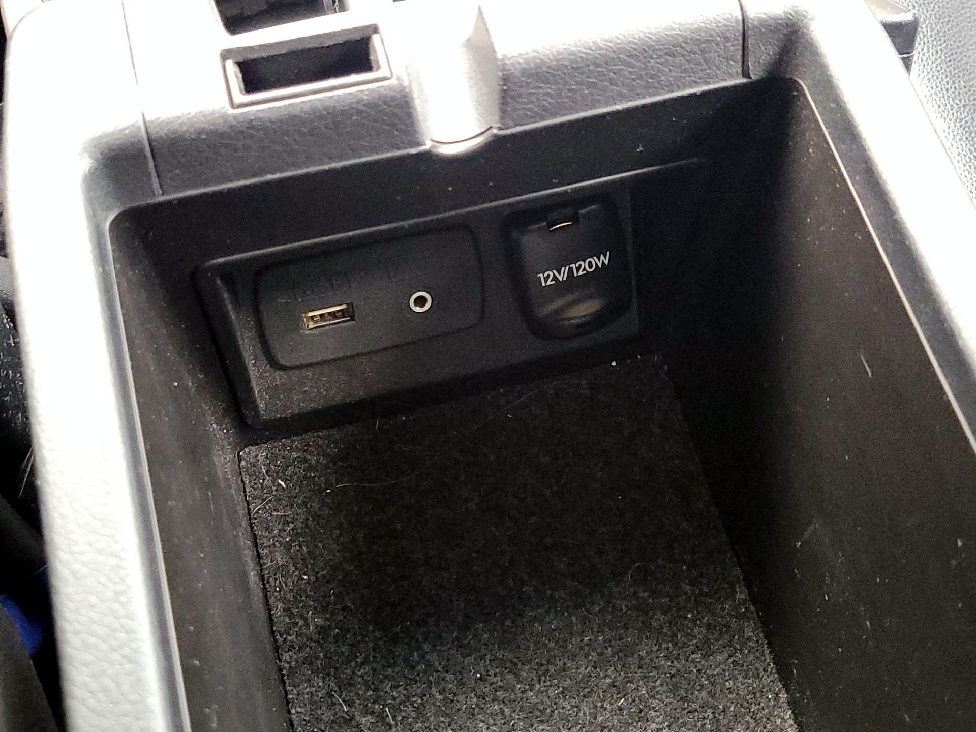 Thumbnail: 2014 Subaru Outback - 18