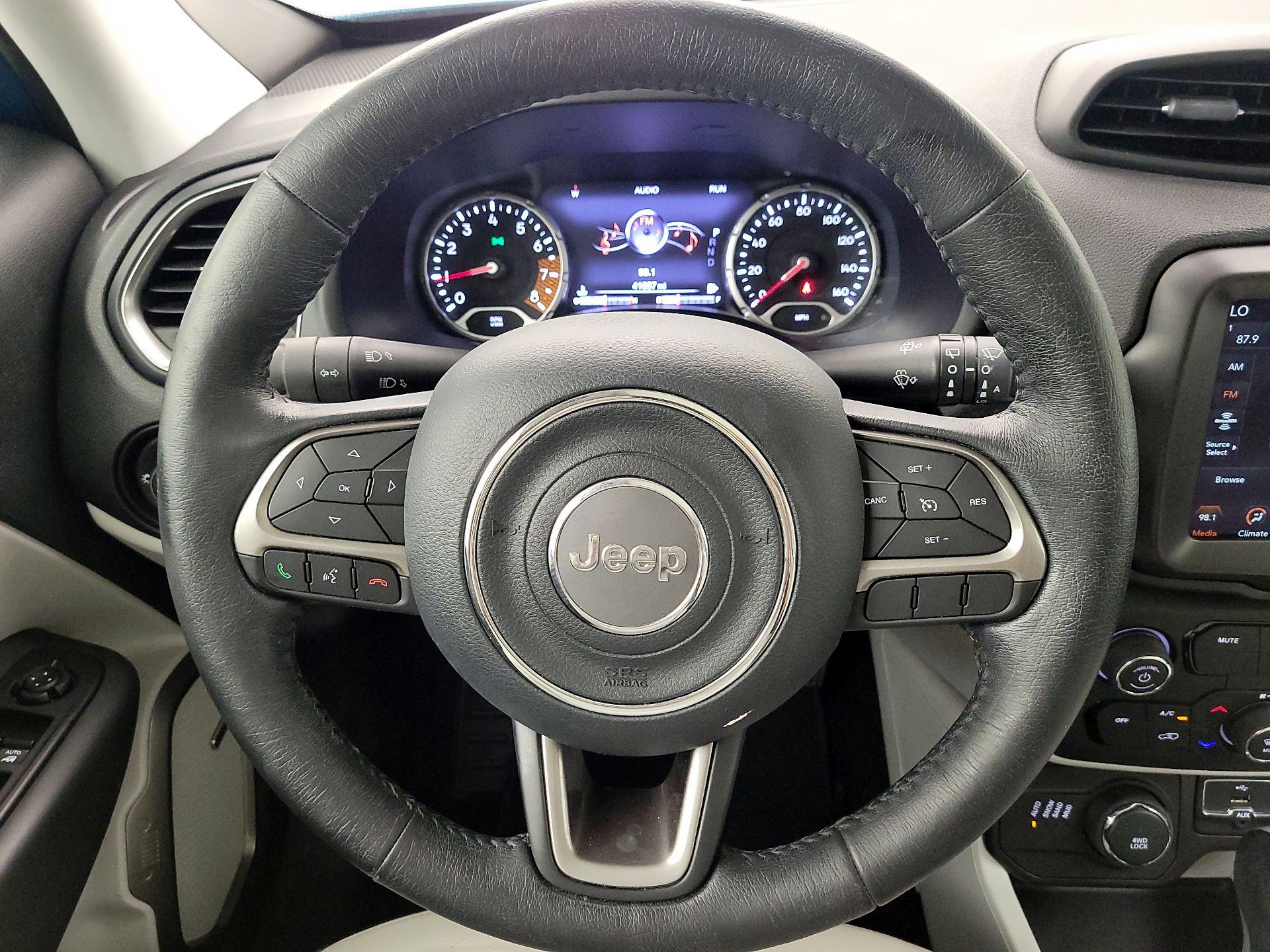 Thumbnail: 2021 Jeep Renegade - 10