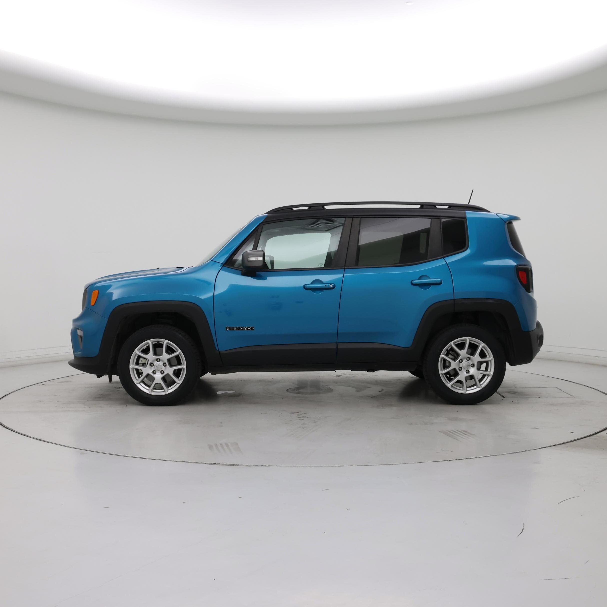 Thumbnail: 2021 Jeep Renegade - 3