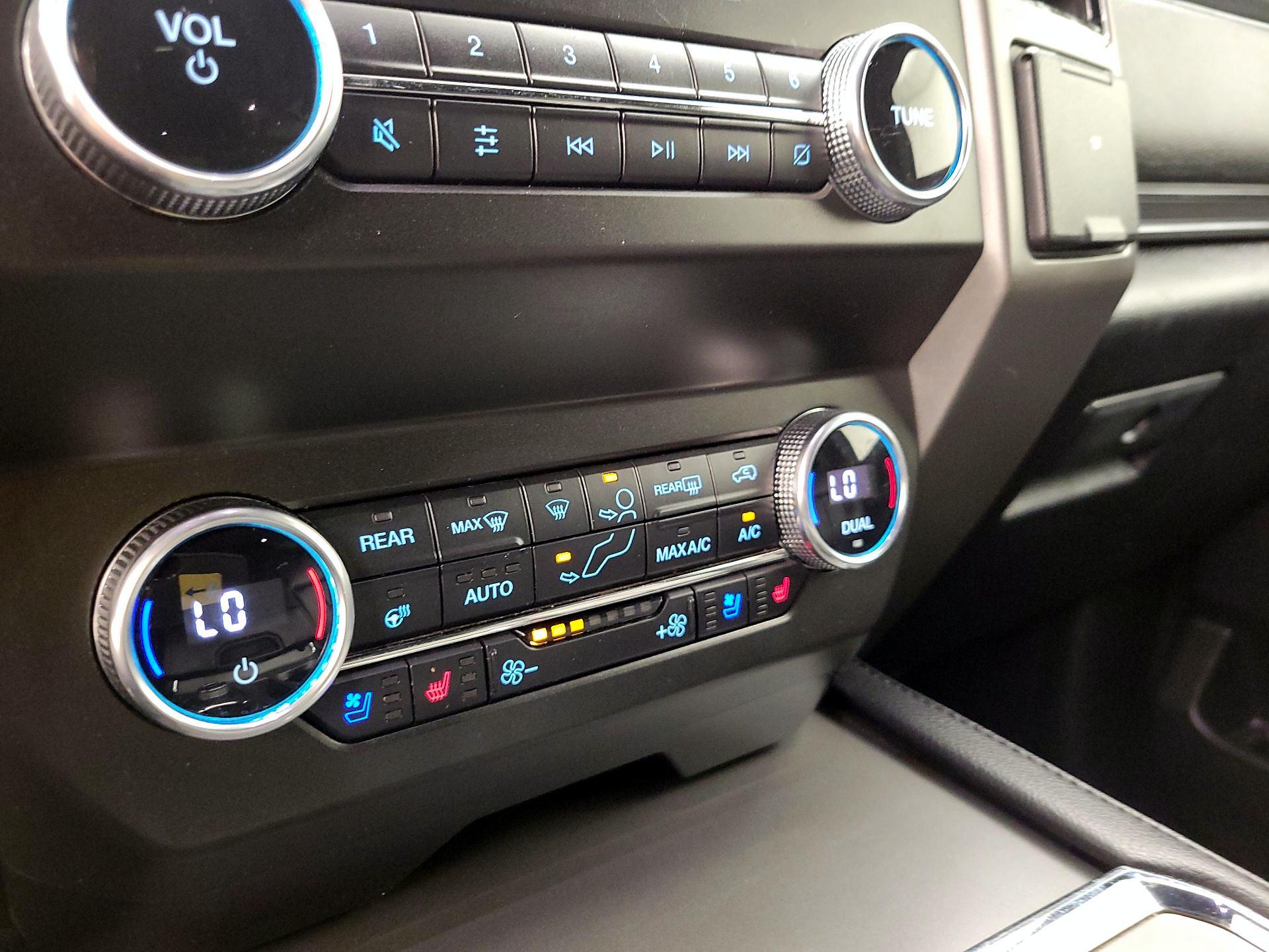 Thumbnail: 2020 Ford Expedition - 17