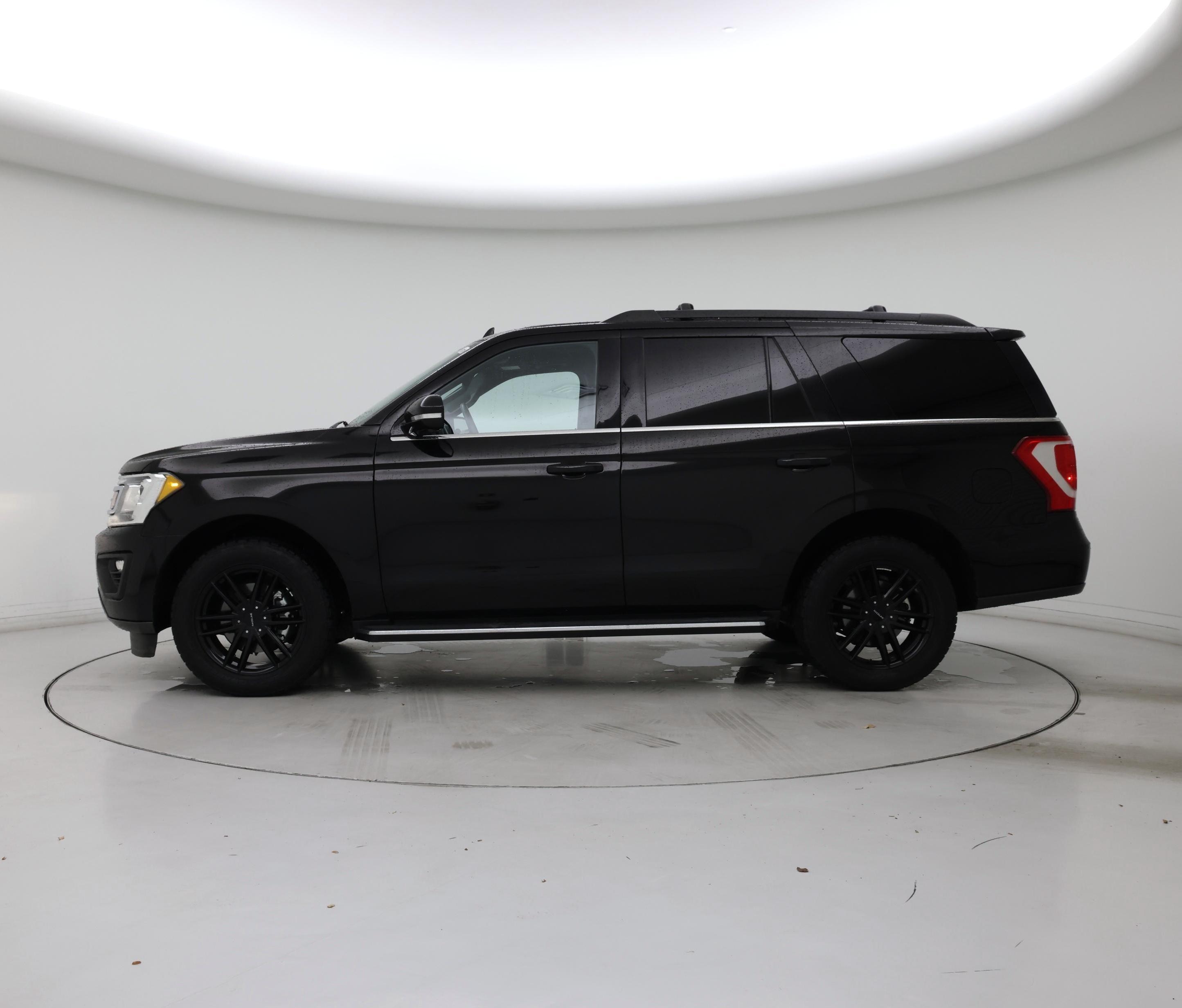 Thumbnail: 2020 Ford Expedition - 3