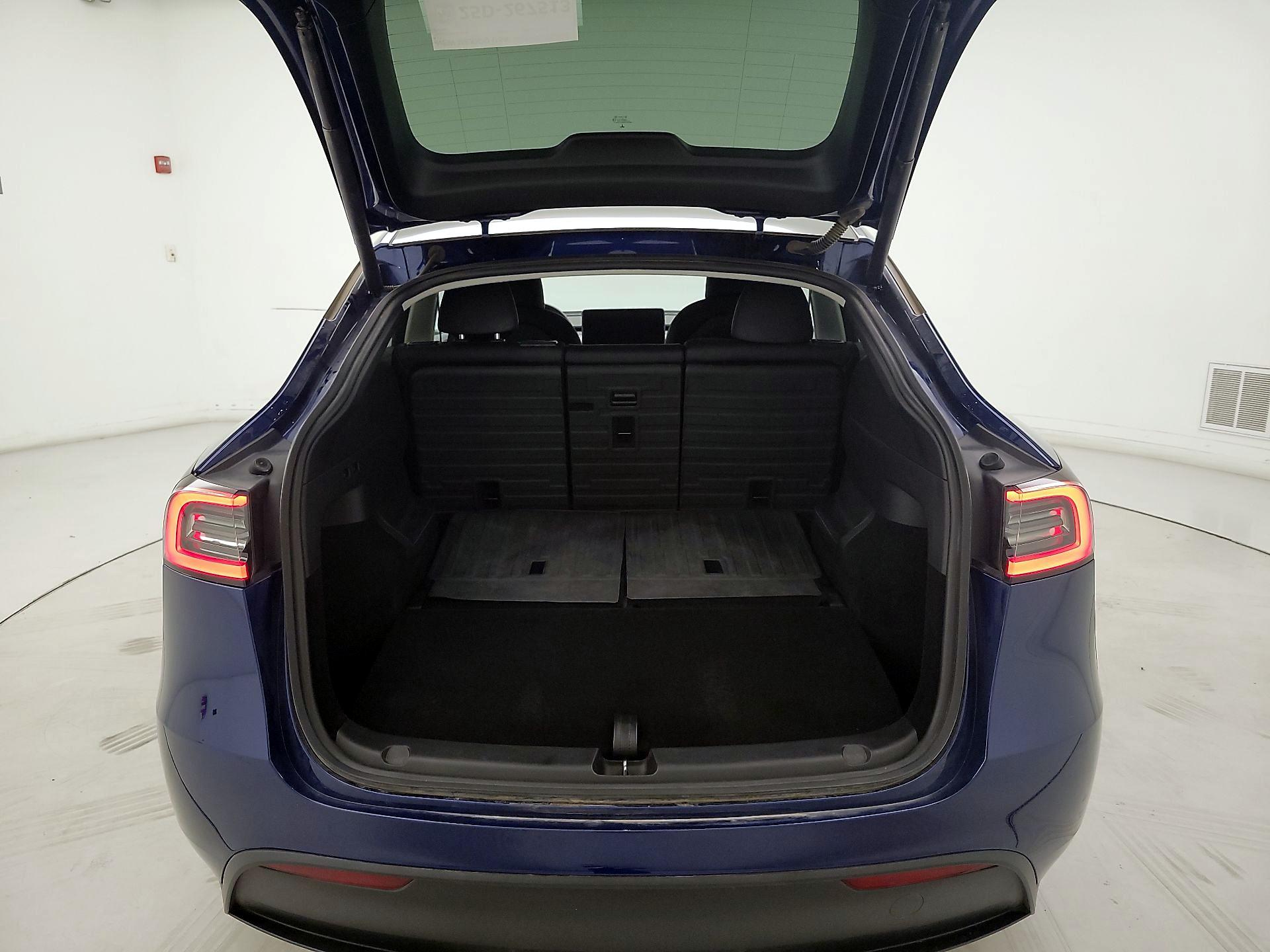 Thumbnail: 2023 Tesla Model Y - 19