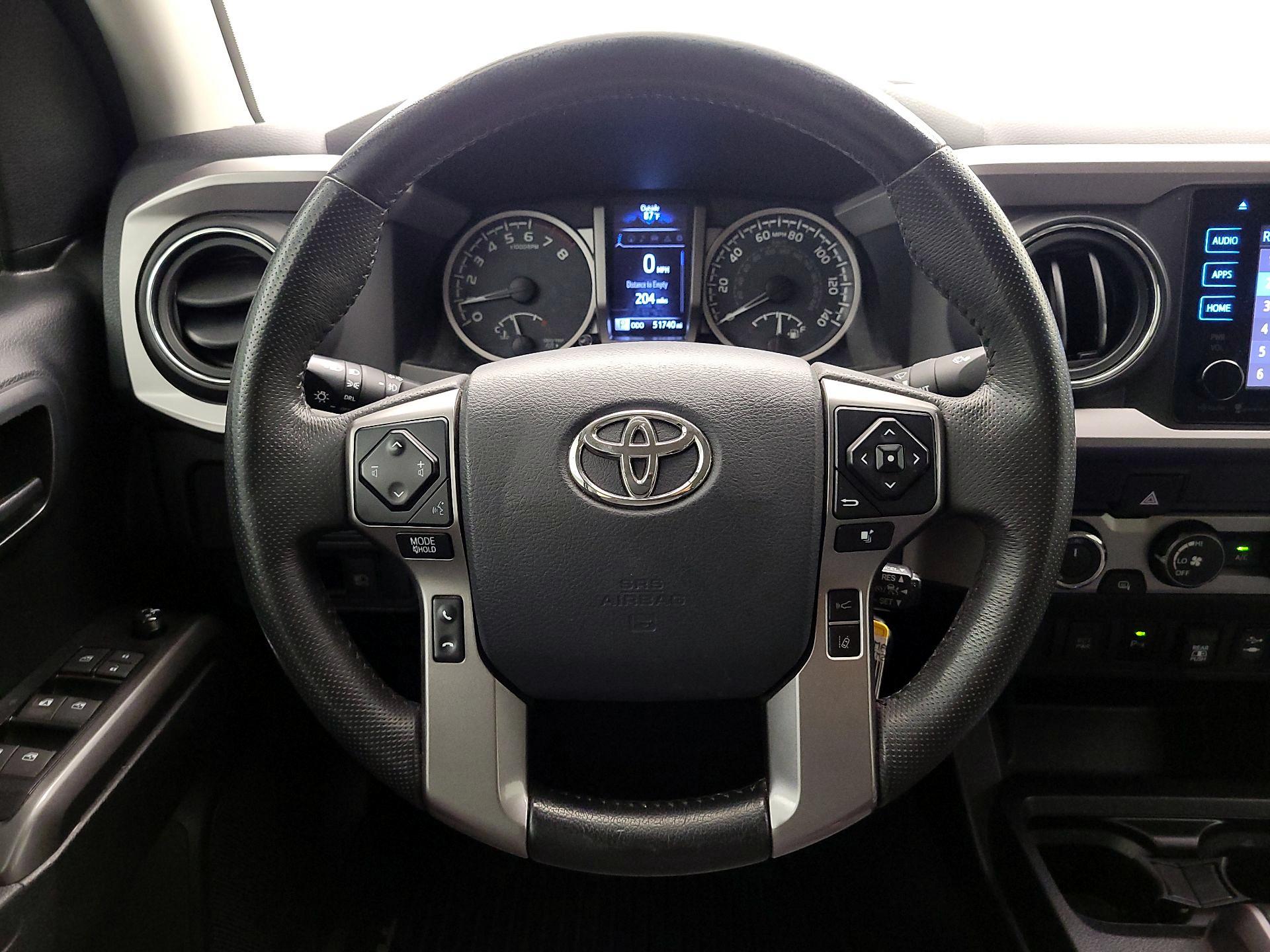 Thumbnail: 2019 Toyota Tacoma - 10