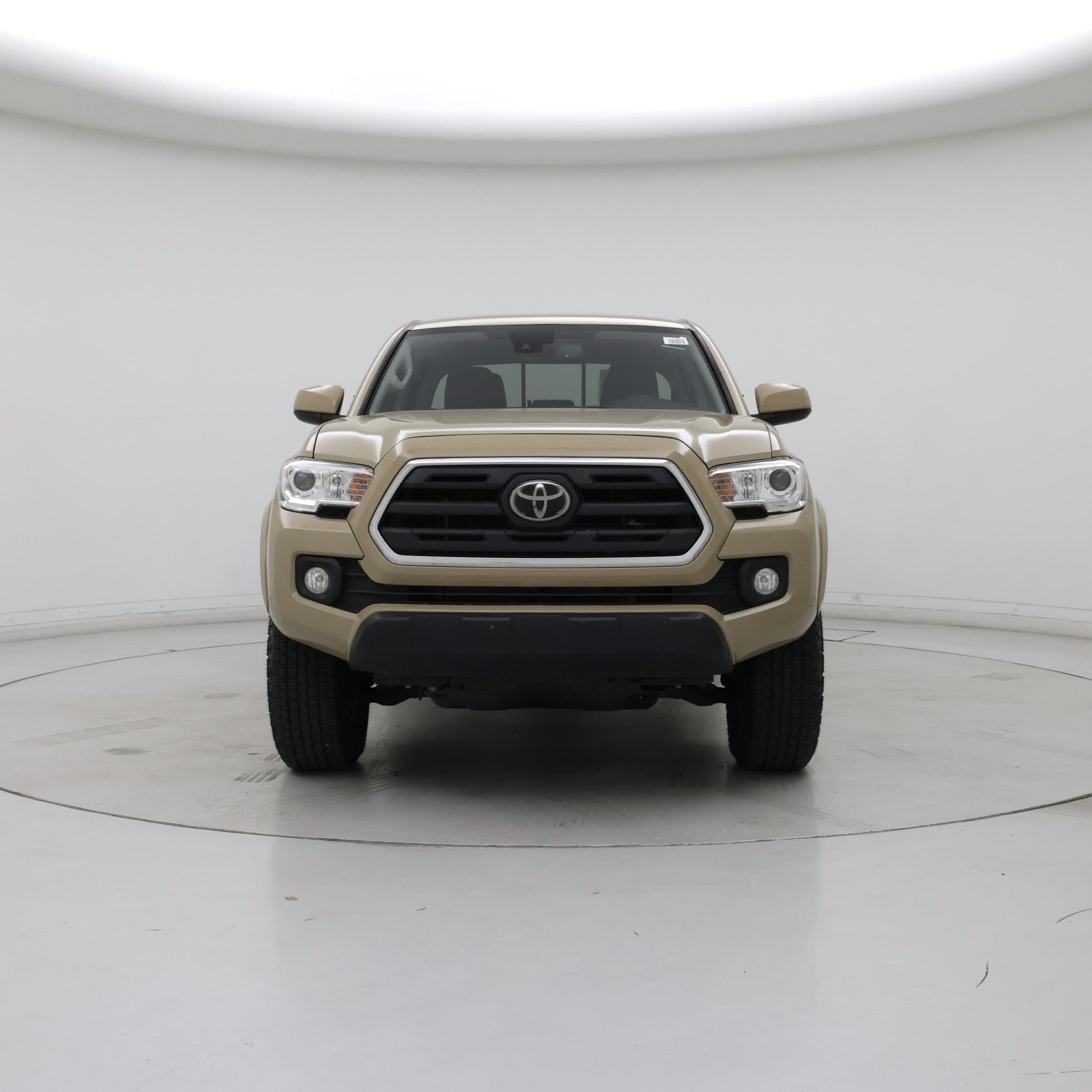 Thumbnail: 2019 Toyota Tacoma - 5