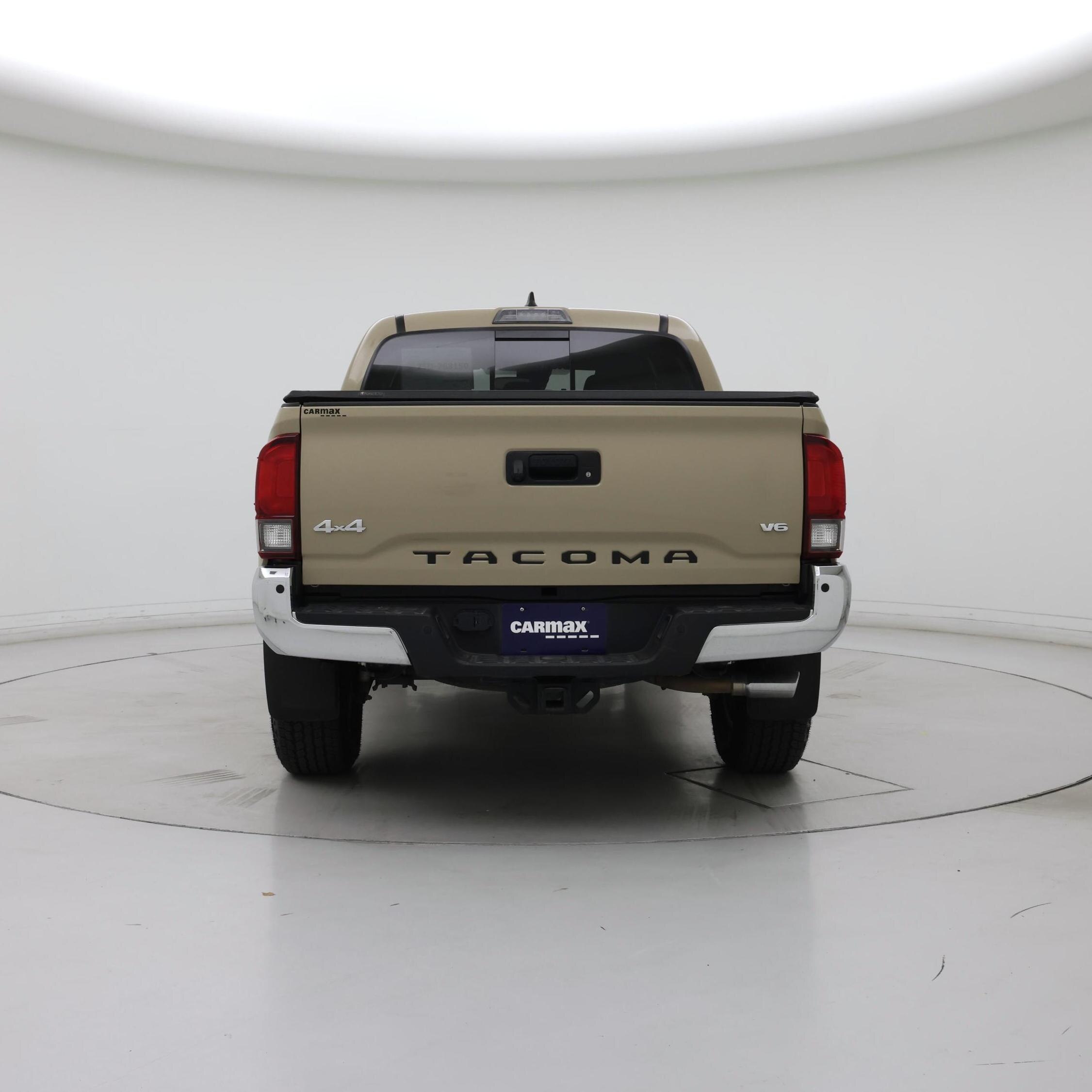 Thumbnail: 2019 Toyota Tacoma - 6