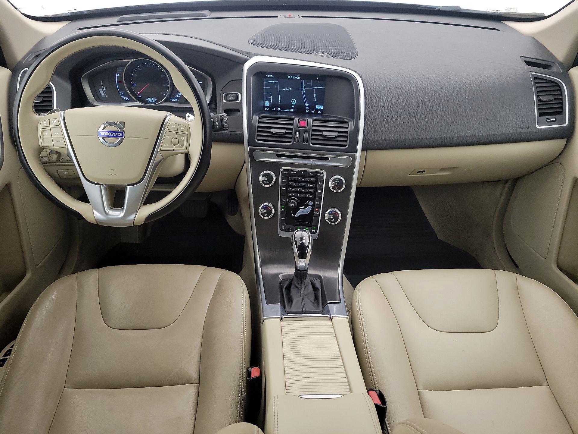 Thumbnail: 2015 Volvo XC60 - 9
