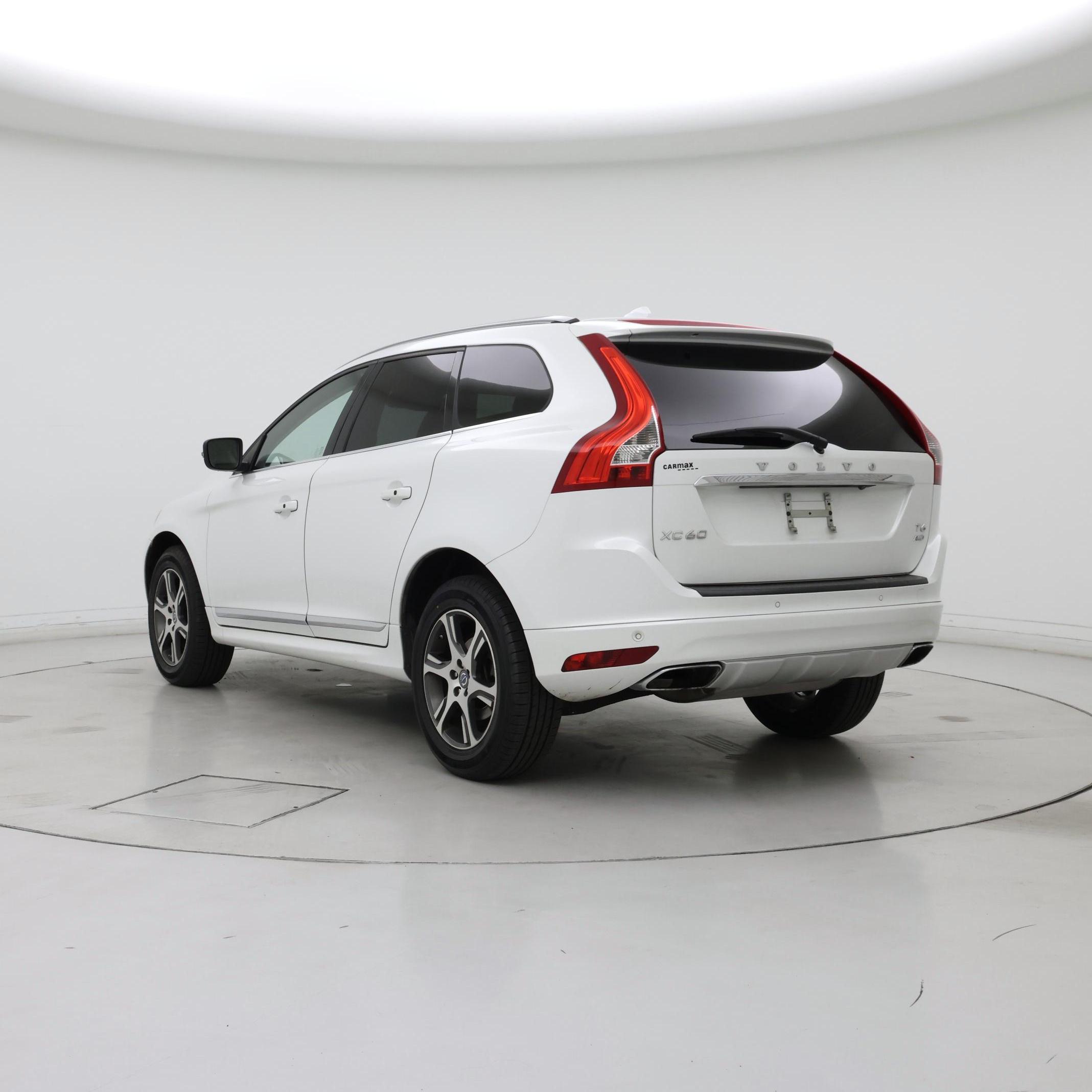 Thumbnail: 2015 Volvo XC60 - 2