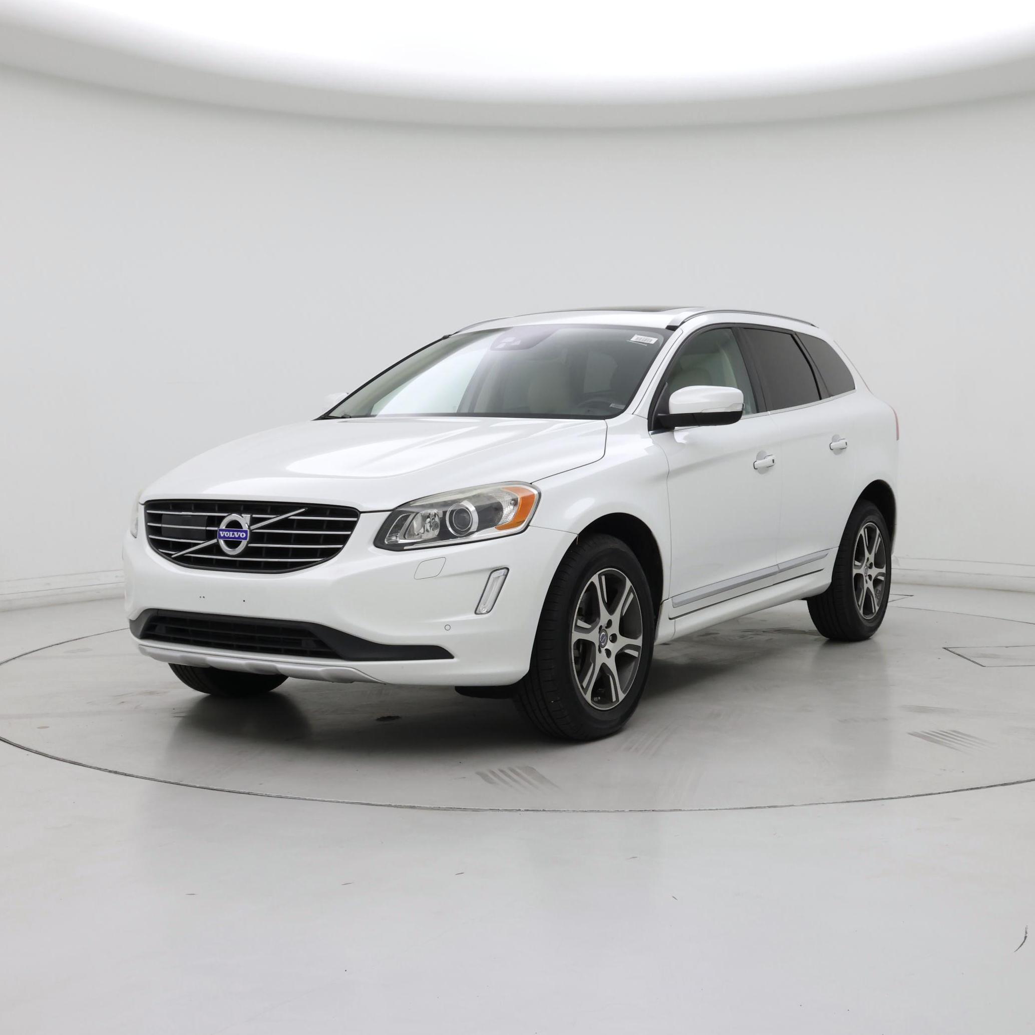 Thumbnail: 2015 Volvo XC60 - 4