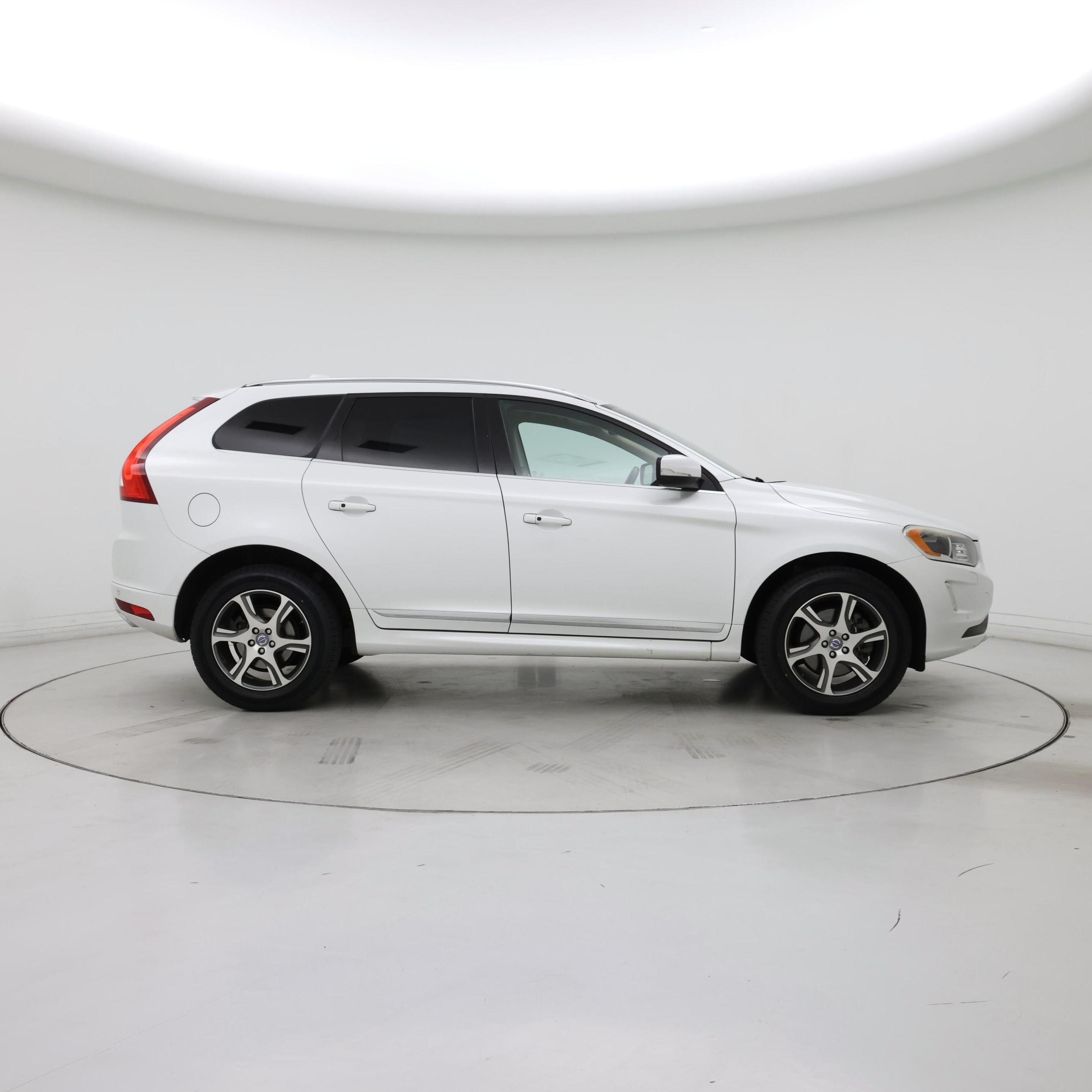 Thumbnail: 2015 Volvo XC60 - 7