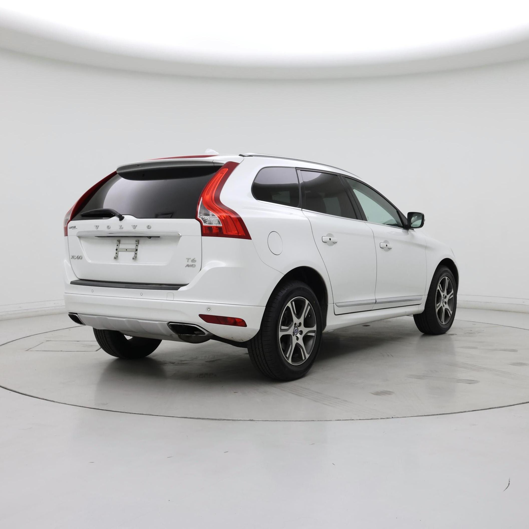 Thumbnail: 2015 Volvo XC60 - 8