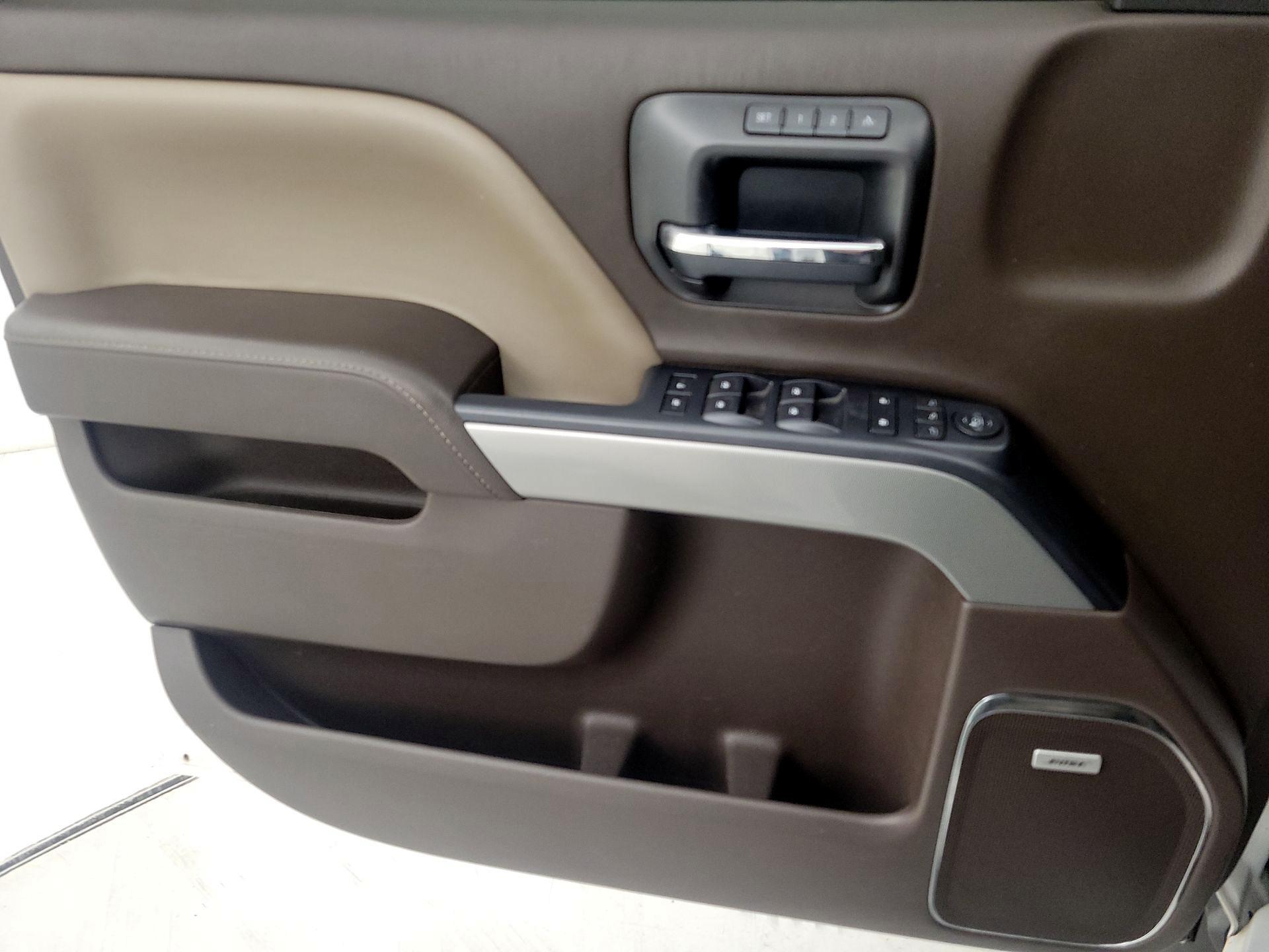 Thumbnail: 2017 Chevrolet Silverado 1500 - 12