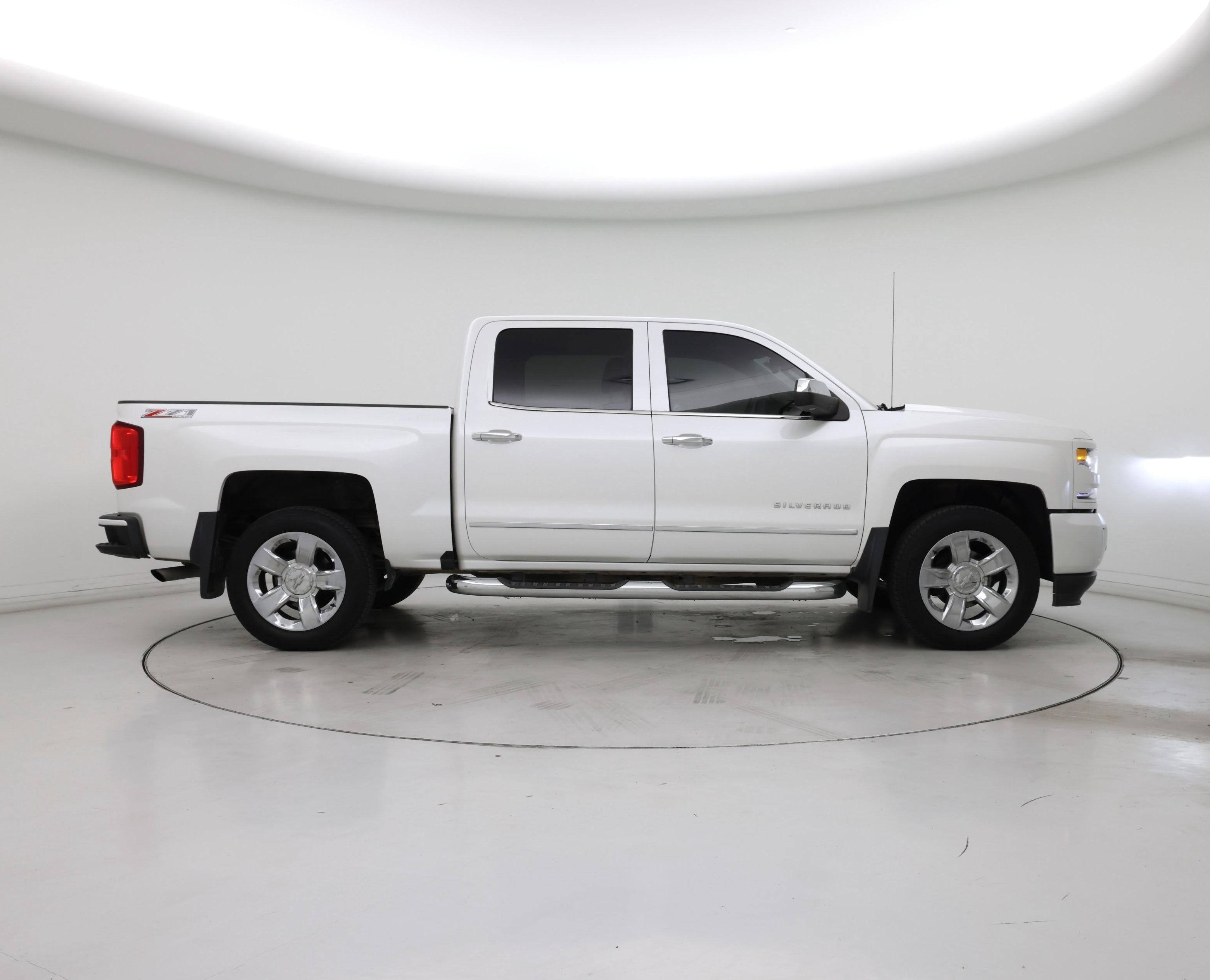 Thumbnail: 2017 Chevrolet Silverado 1500 - 7