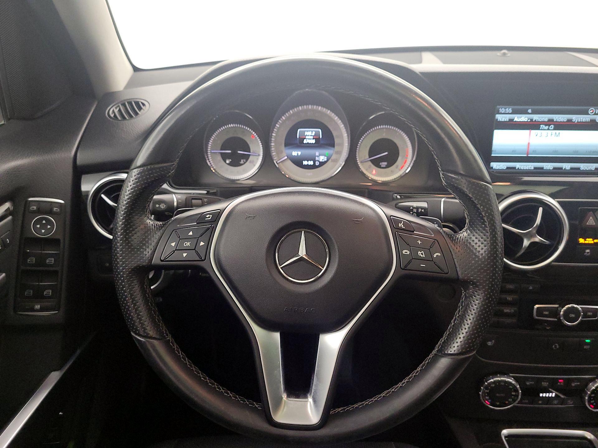 Thumbnail: 2015 Mercedes-Benz GLK - 10