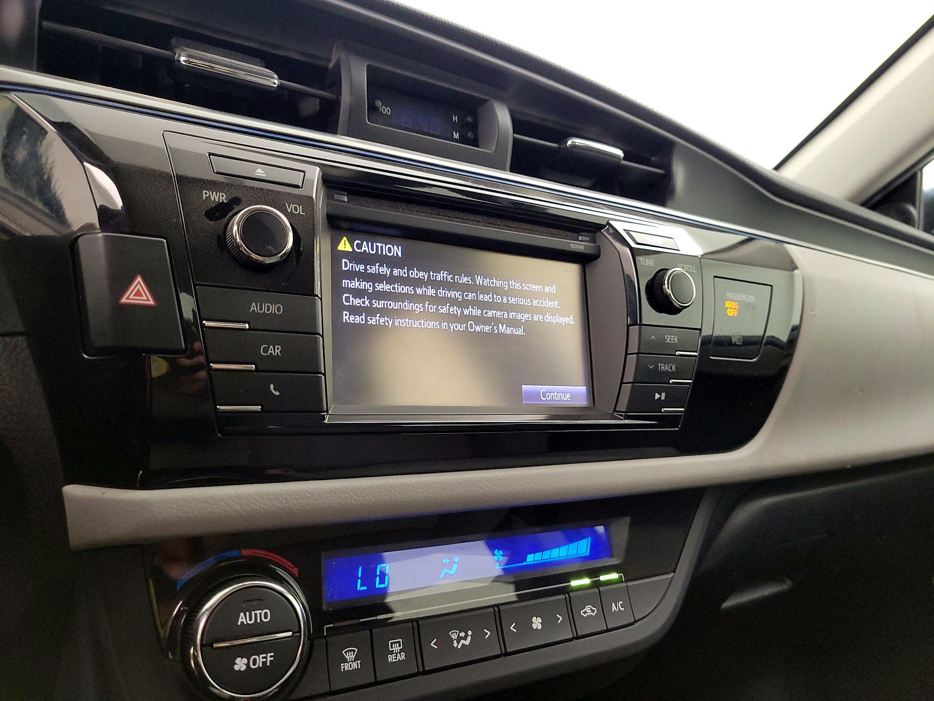 Thumbnail: 2015 Toyota Corolla - 15