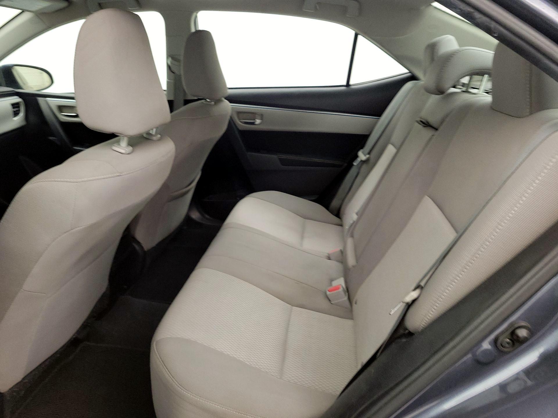 Thumbnail: 2015 Toyota Corolla - 19