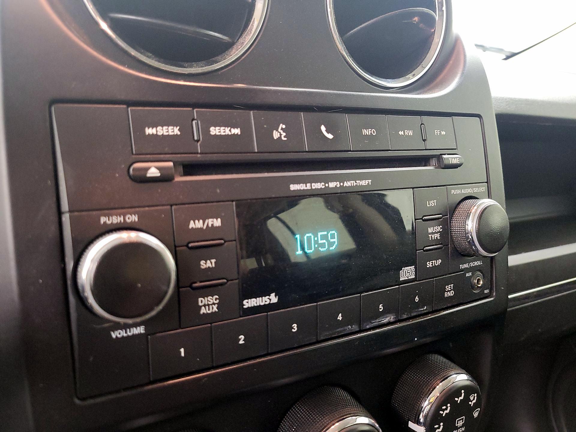 Thumbnail: 2014 Jeep Patriot - 13